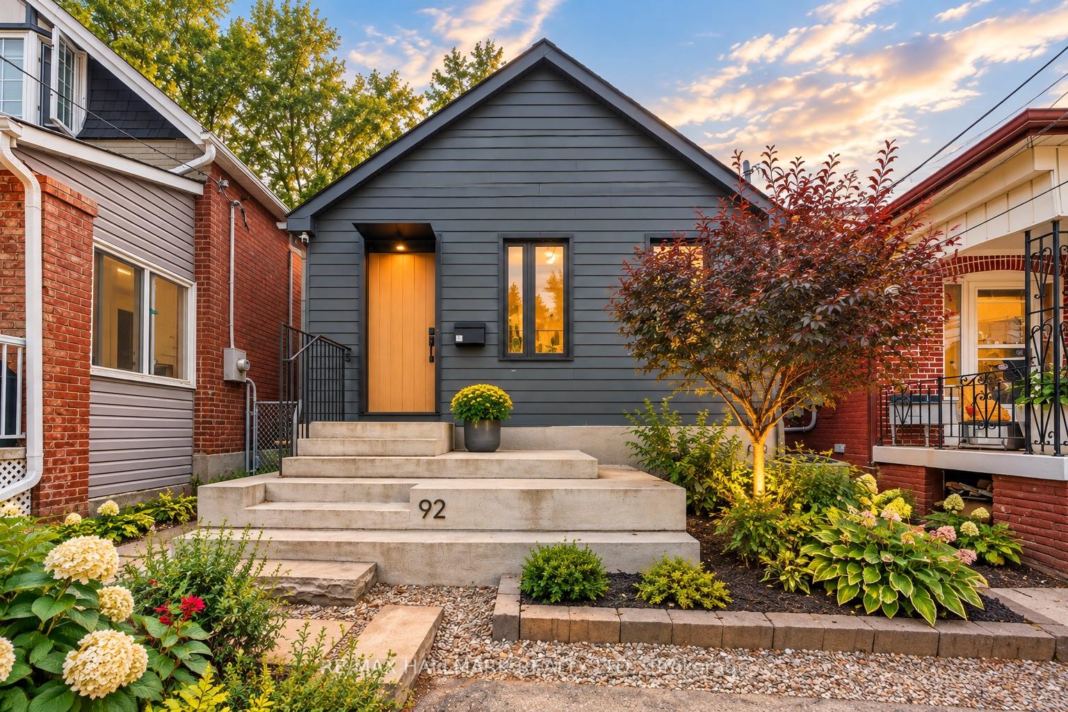 Photo 1 of 92 Chisholm Avenue, Toronto, Woodbine-Lumsden — HOMEH