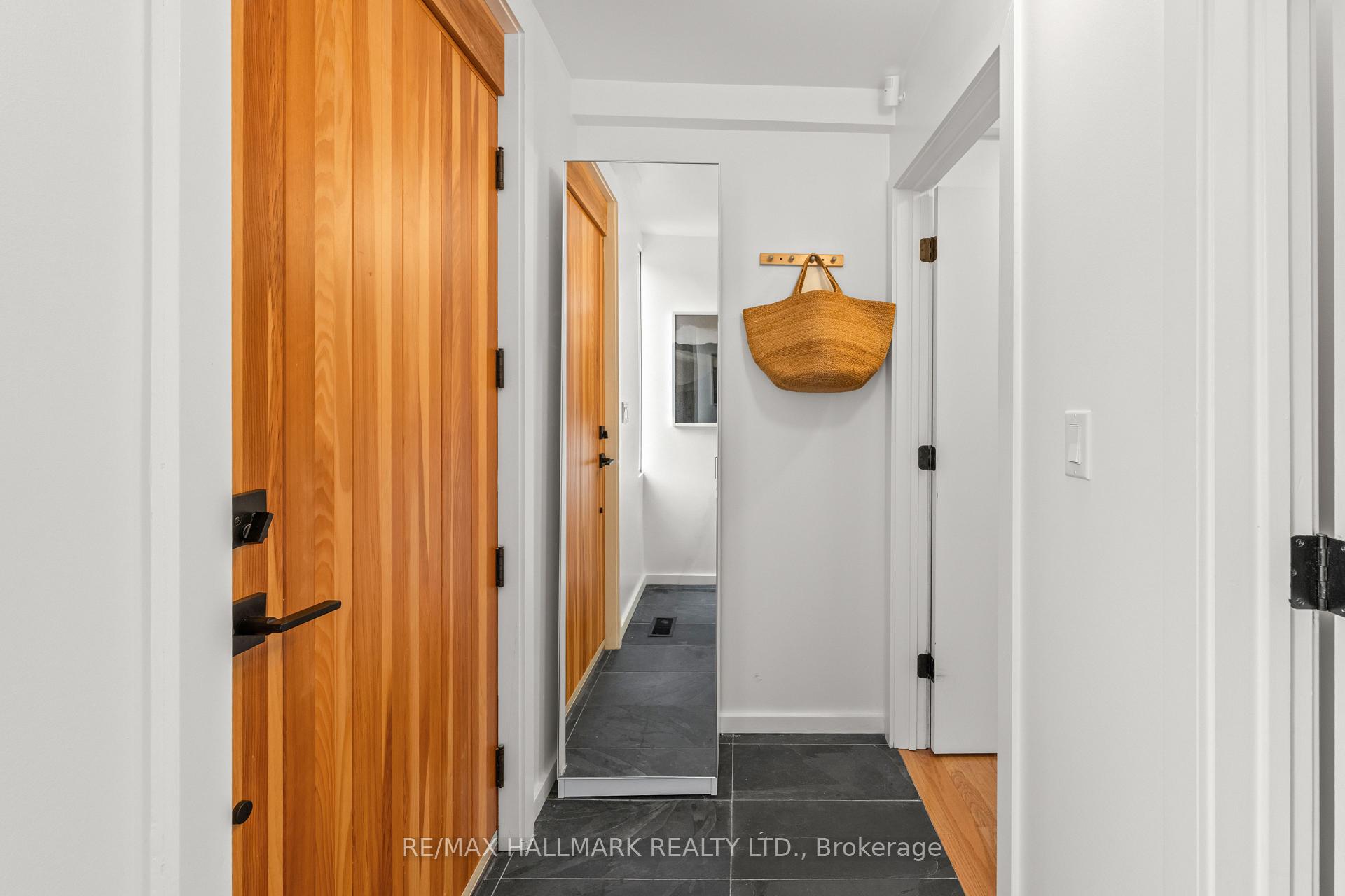 Photo 2 of 92 Chisholm Avenue, Toronto, Woodbine-Lumsden — HOMEH