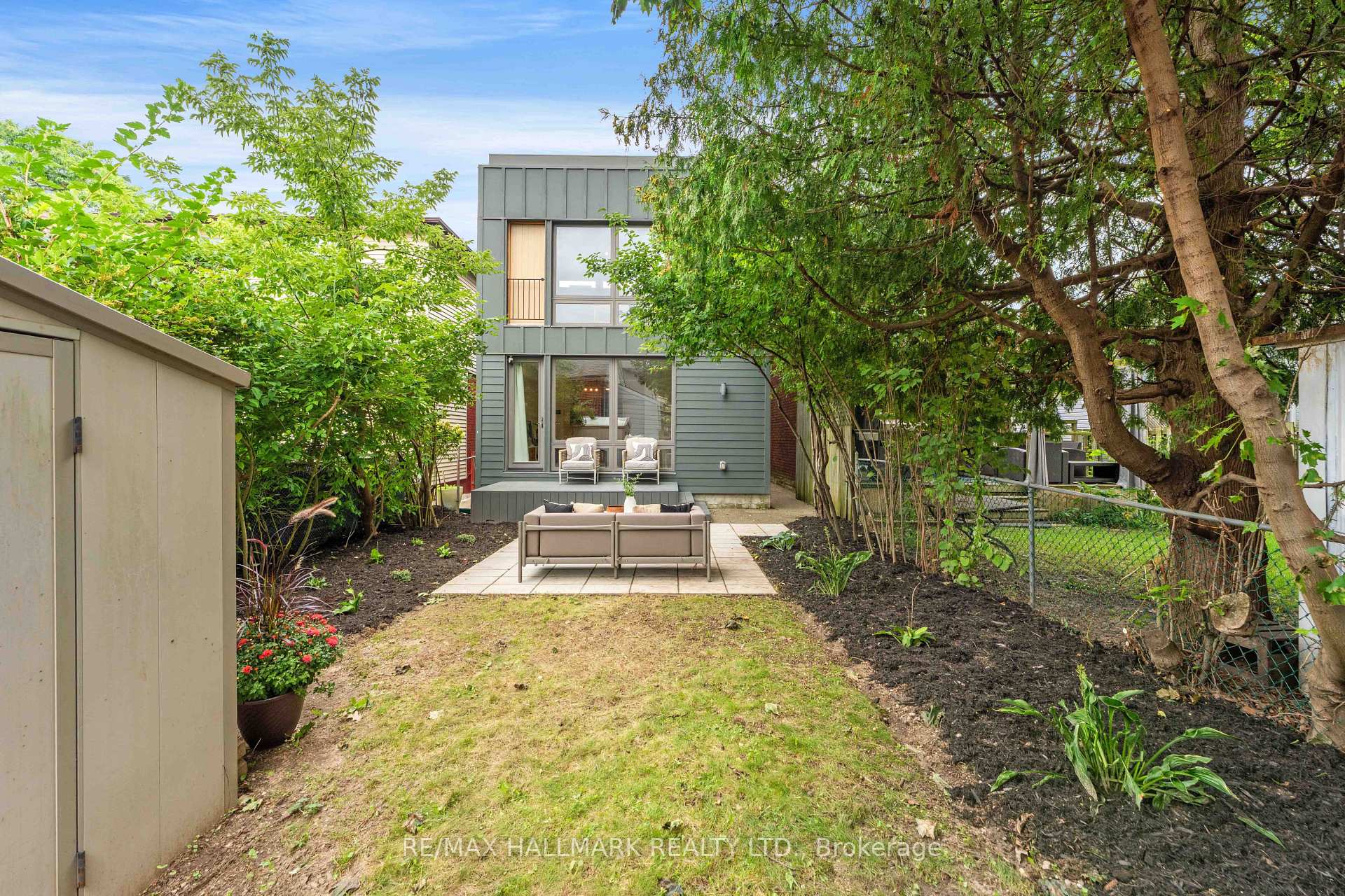 Photo 44 of 92 Chisholm Avenue, Toronto, Woodbine-Lumsden — HOMEH
