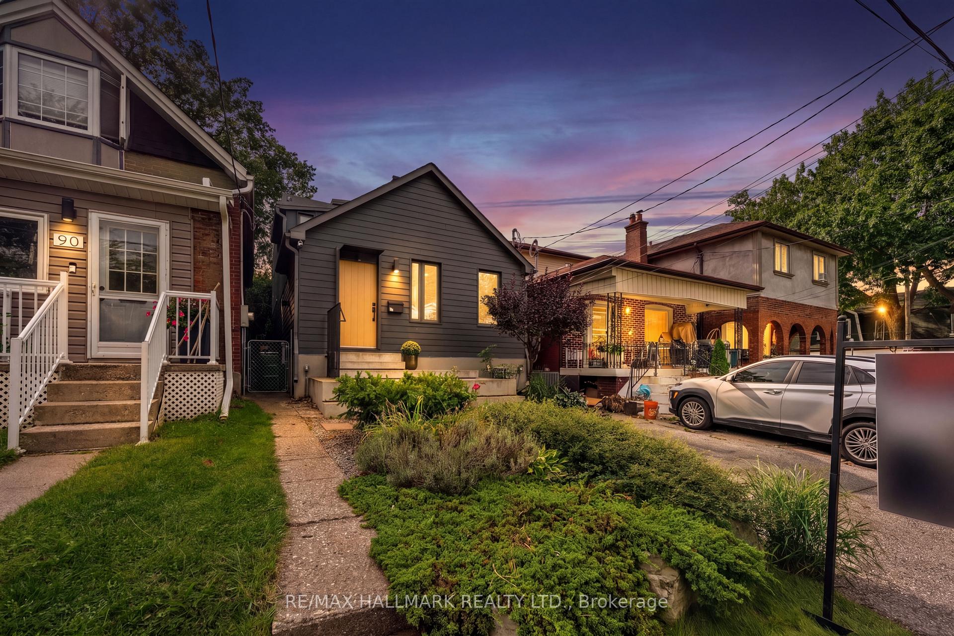 Photo 47 of 92 Chisholm Avenue, Toronto, Woodbine-Lumsden — HOMEH