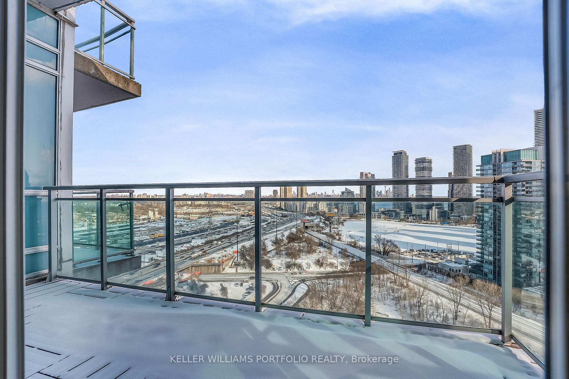 Photo 7 of Unit PH7, 185 Legion Road N, Etobicoke, Mimico — HOMEH