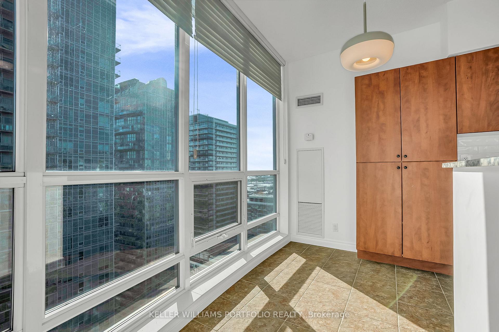 Photo 15 of Unit PH7, 185 Legion Road N, Etobicoke, Mimico — HOMEH