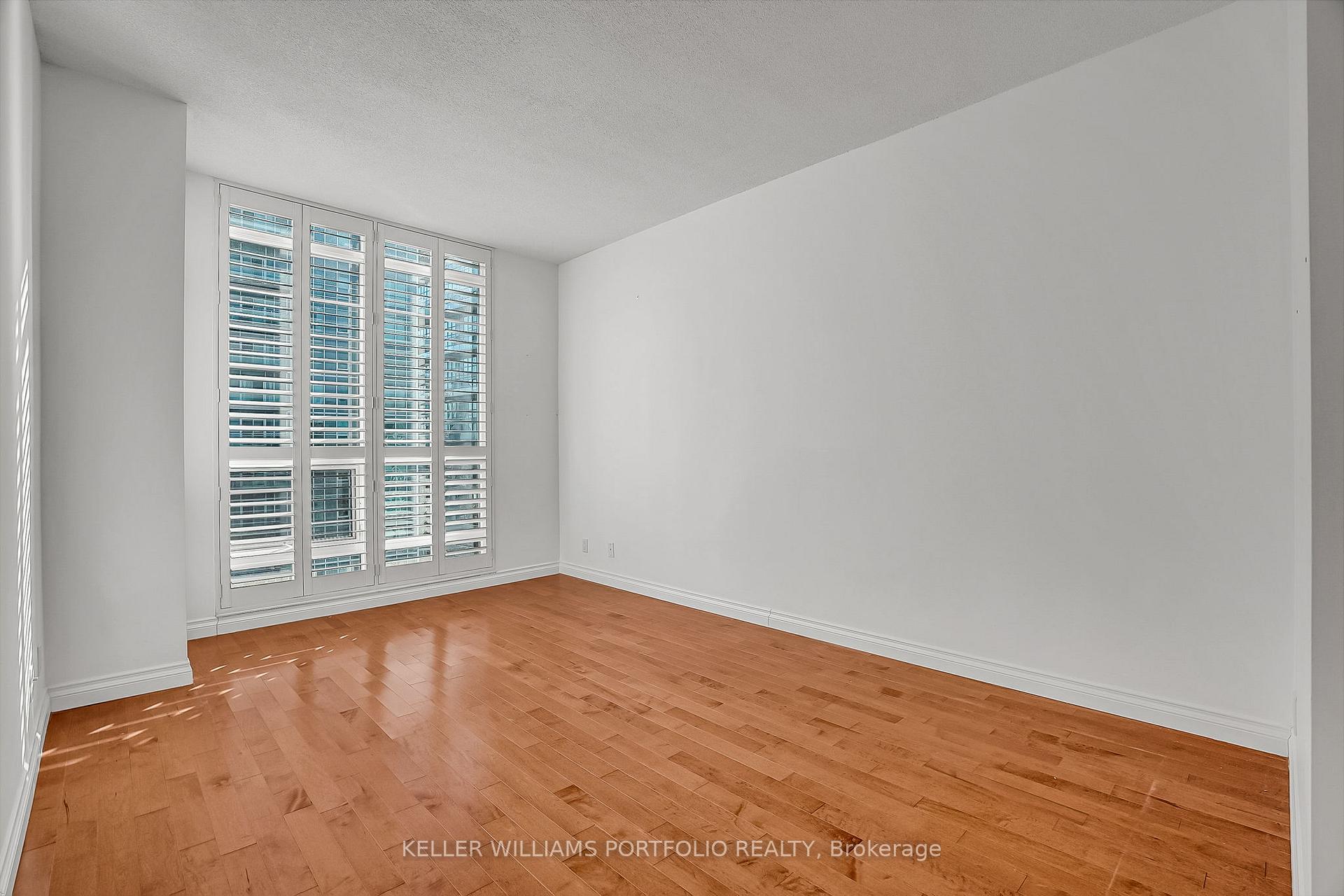 Photo 18 of Unit PH7, 185 Legion Road N, Etobicoke, Mimico — HOMEH