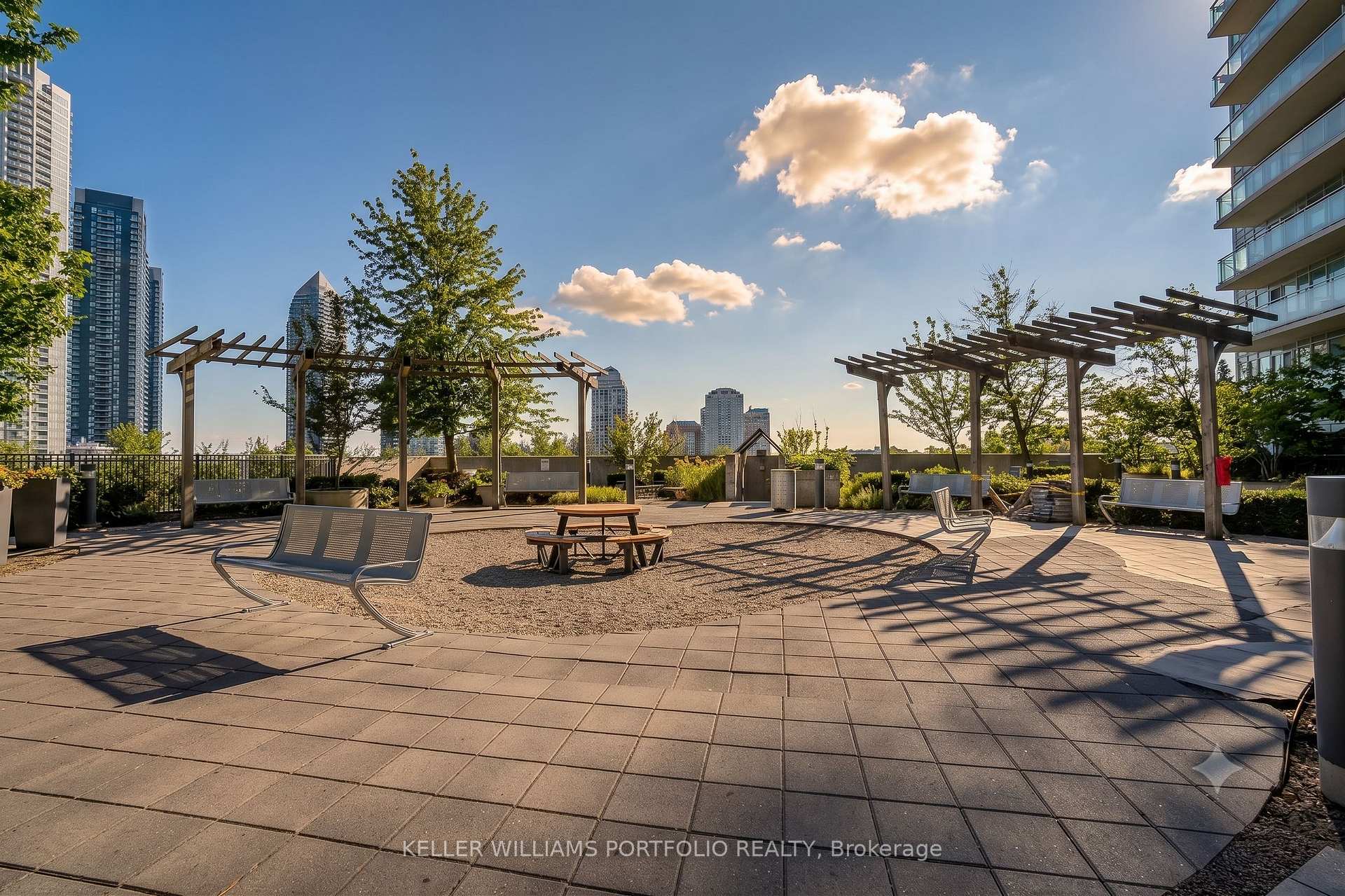 Photo 53 of Unit PH7, 185 Legion Road N, Etobicoke, Mimico — HOMEH