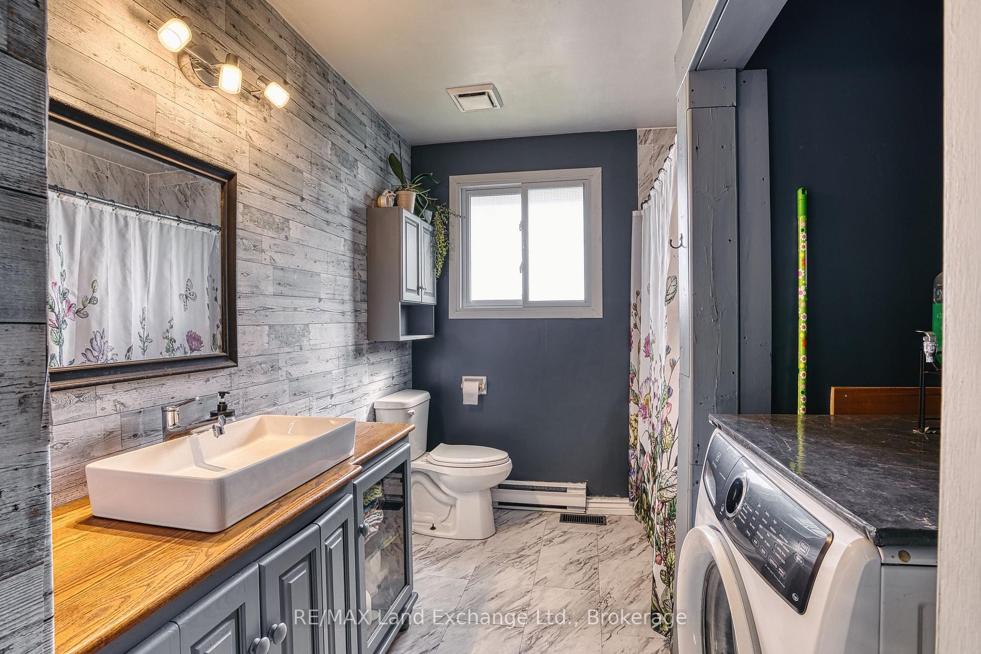Photo 17 of 21 Fairview Drive, Arran-Elderslie — HOMEH