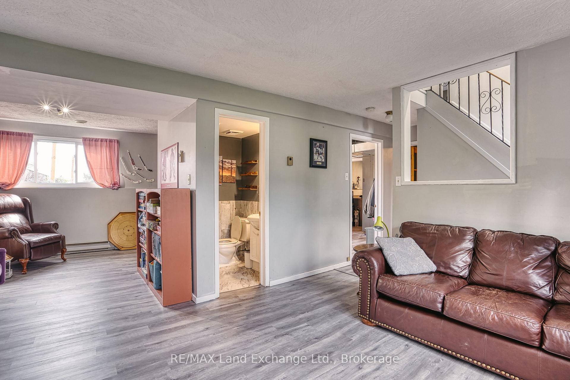 Photo 24 of 21 Fairview Drive, Arran-Elderslie — HOMEH