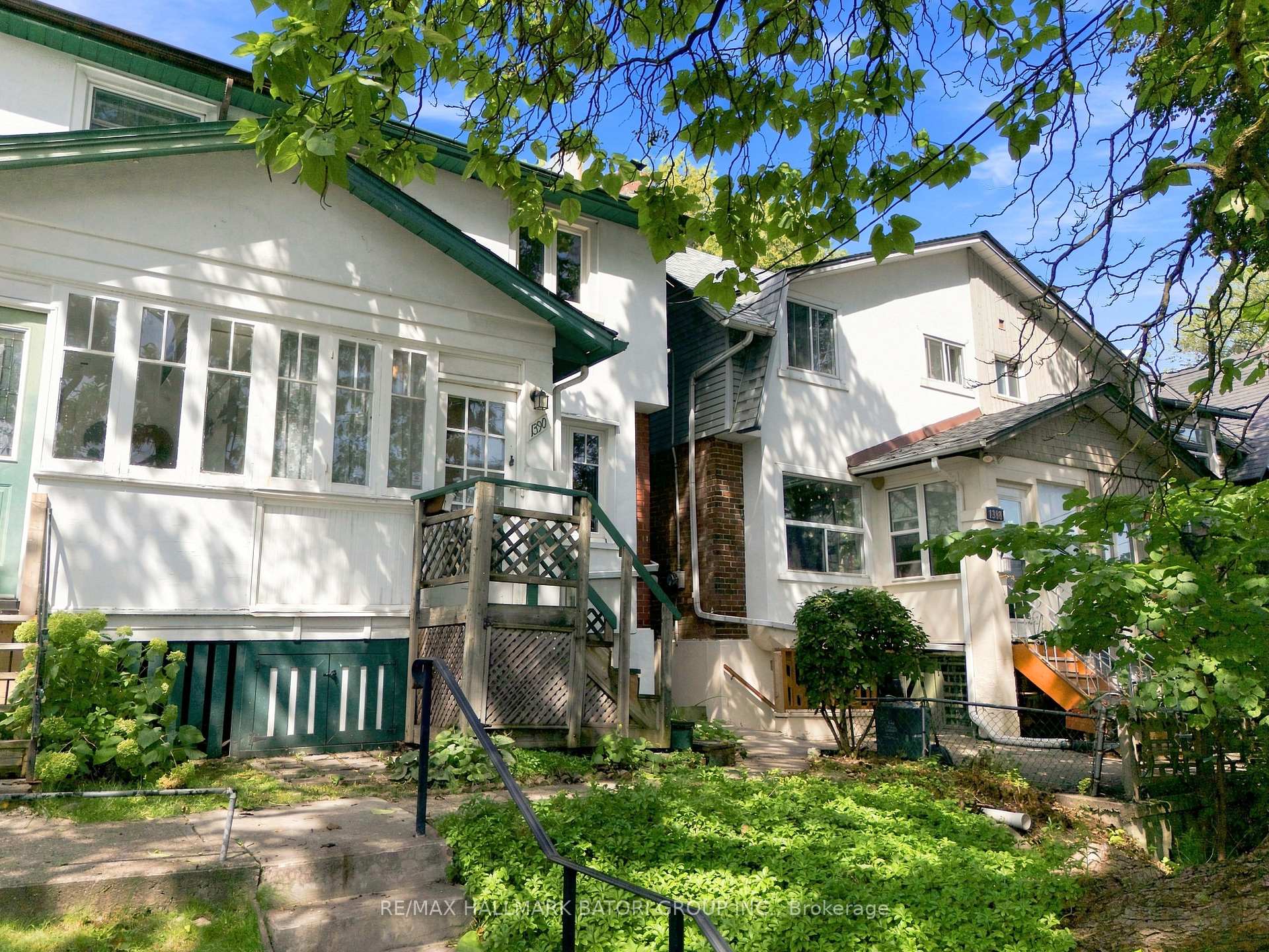 Front of 1390 Davenport Road