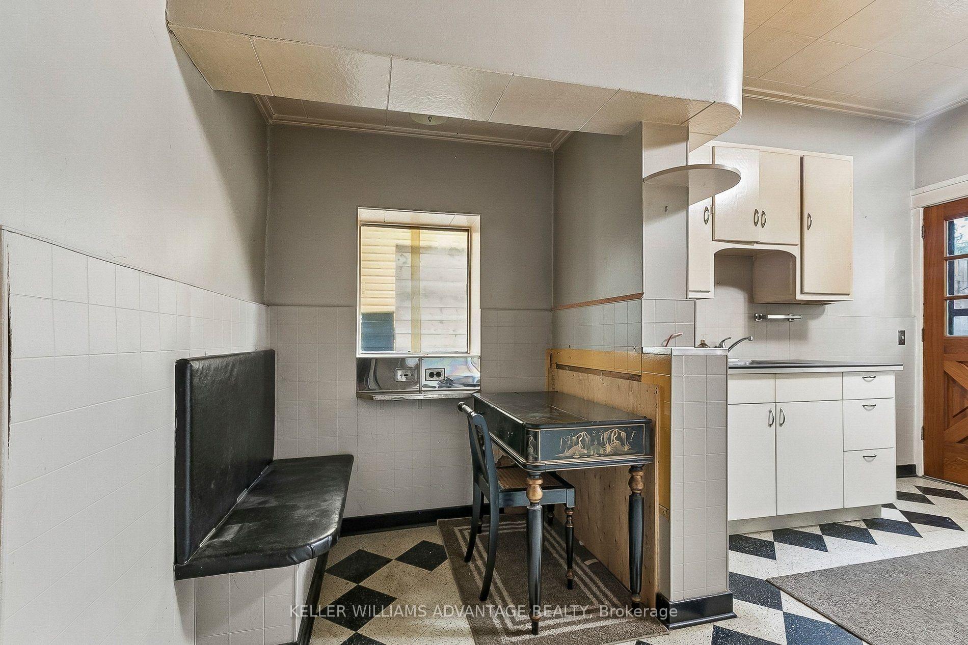 Photo 14 of 32 Dingwall Avenue E, Toronto, Blake-Jones — HOMEH
