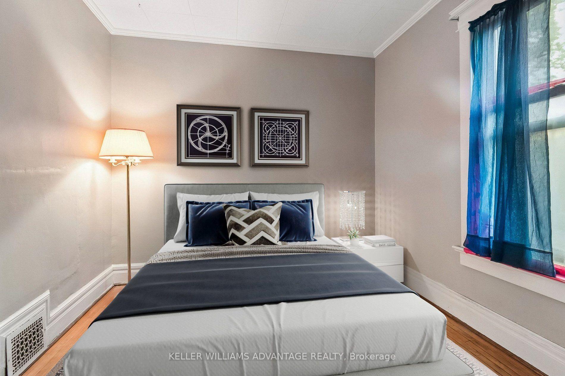 Photo 27 of 32 Dingwall Avenue E, Toronto, Blake-Jones — HOMEH