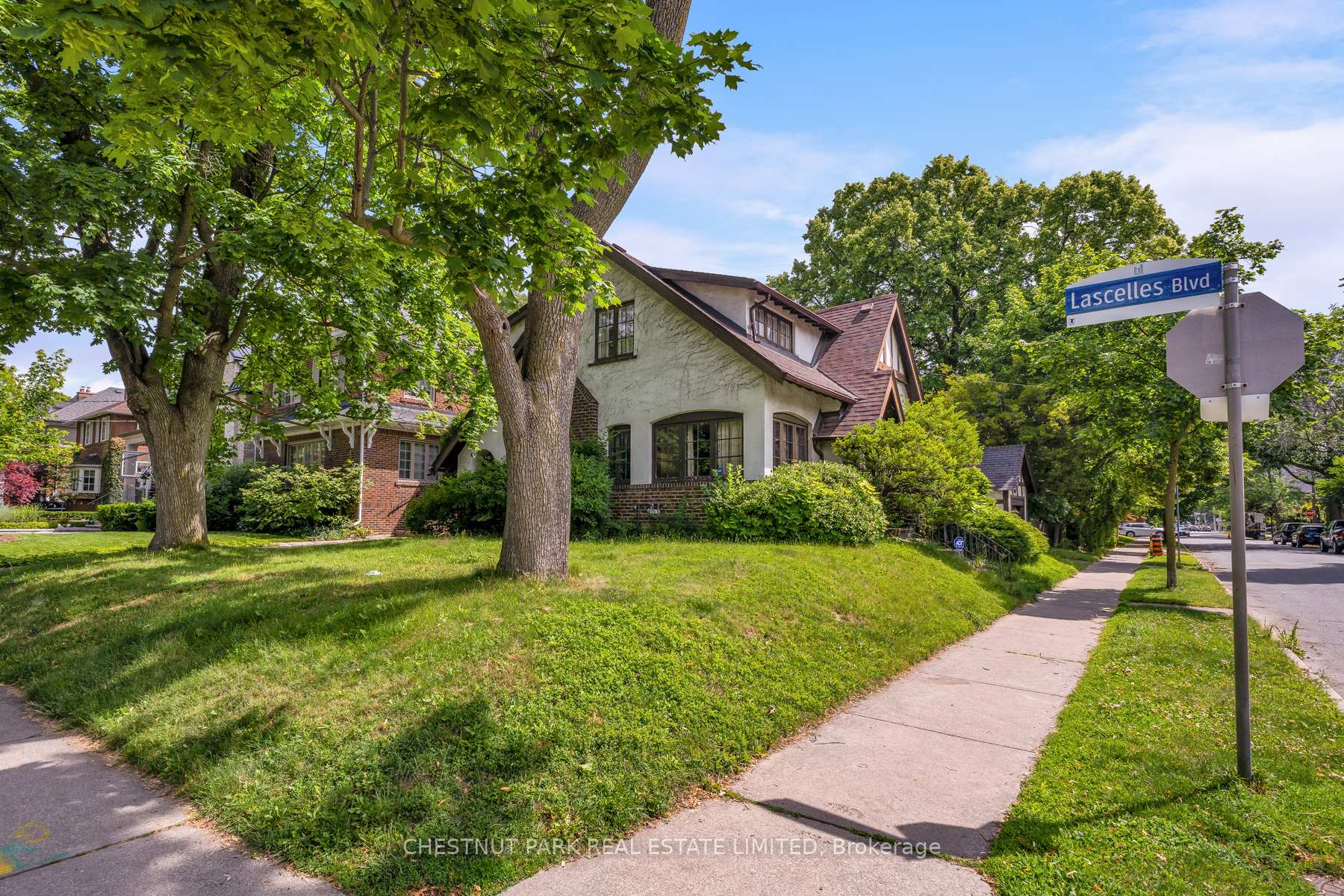 Photo 8 of 108 Imperial Street, Toronto, Yonge-Eglinton — HOMEH