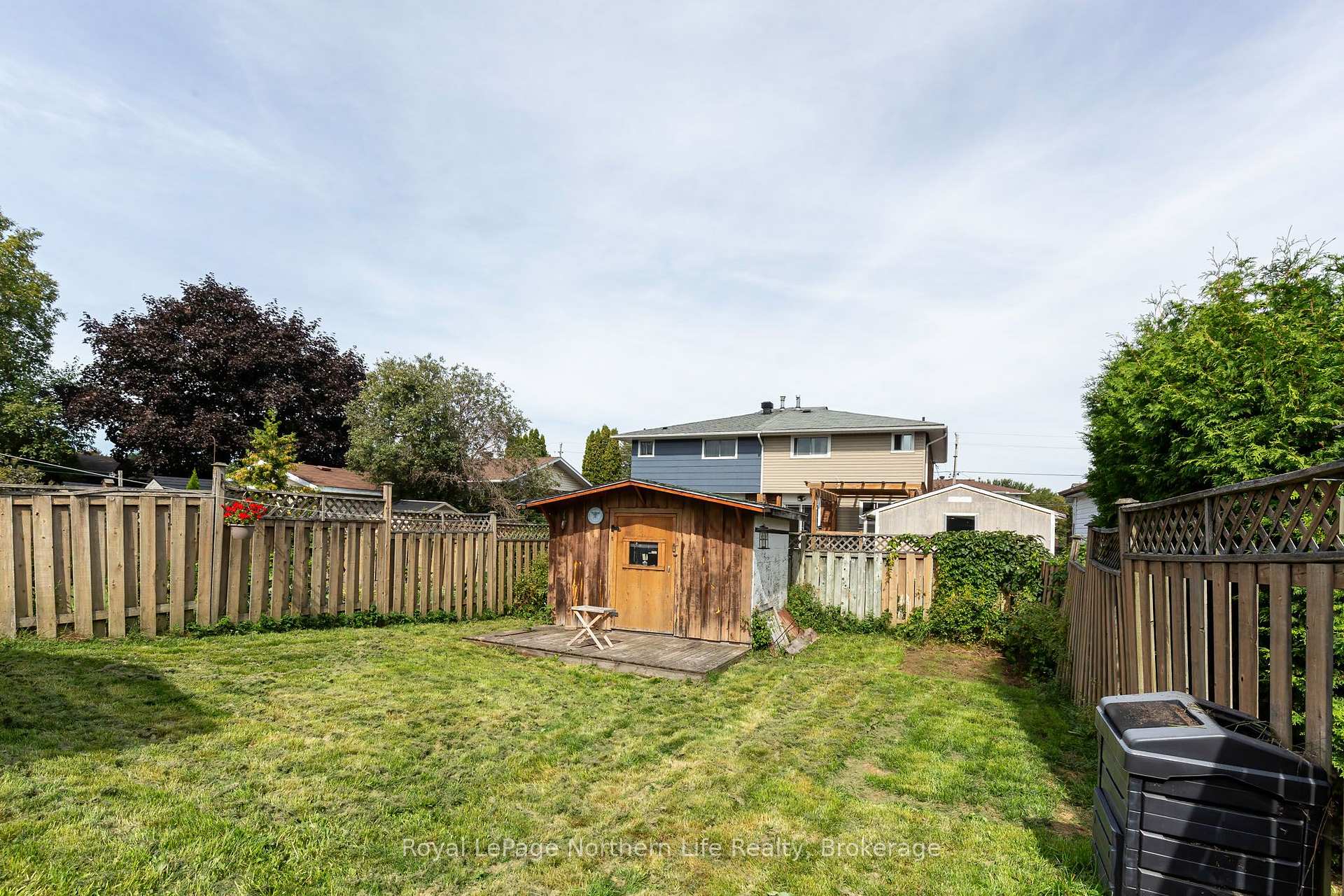 Photo 6 of 23 Harris Drive, North Bay, Ferris — HOMEH