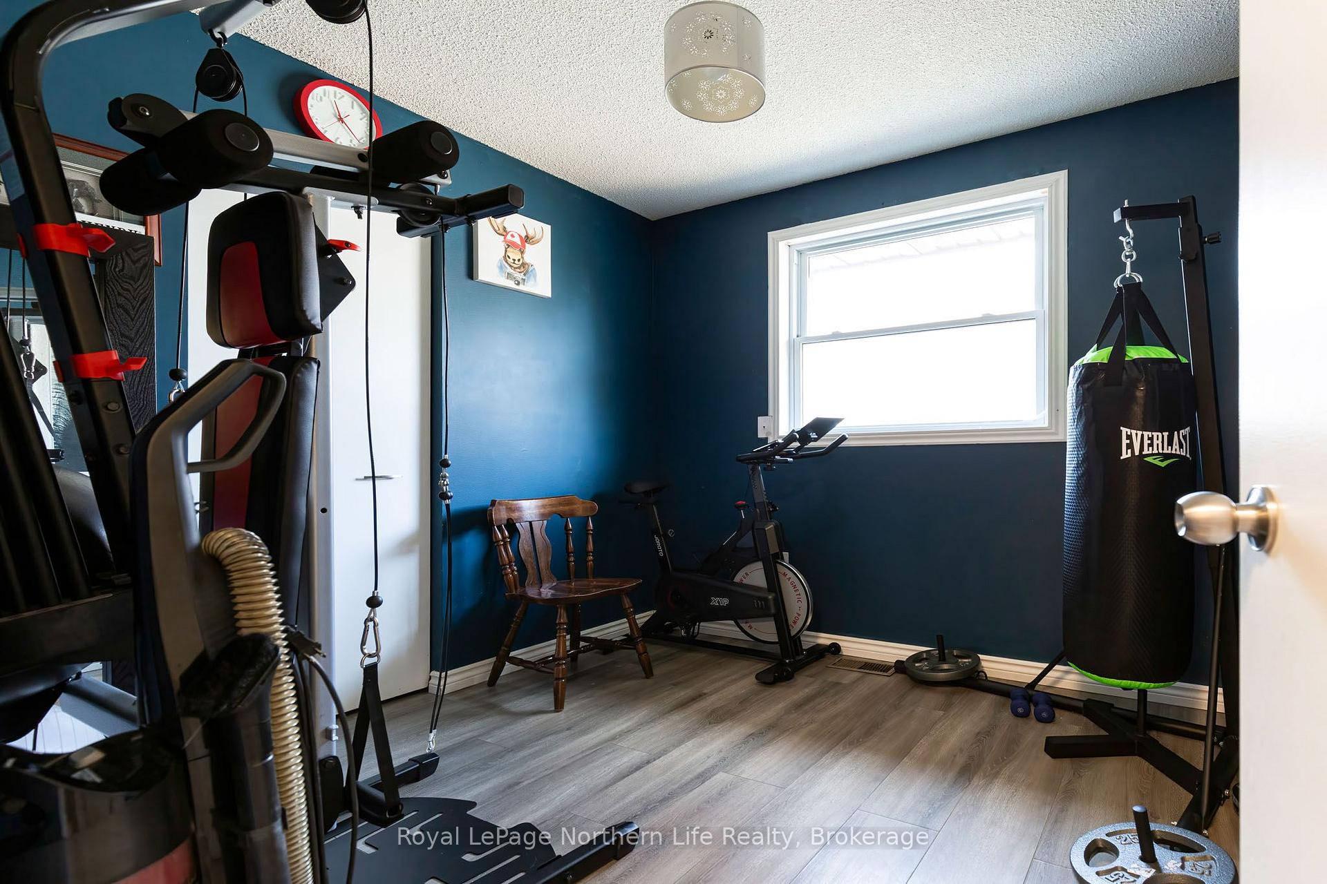 Photo 17 of 23 Harris Drive, North Bay, Ferris — HOMEH
