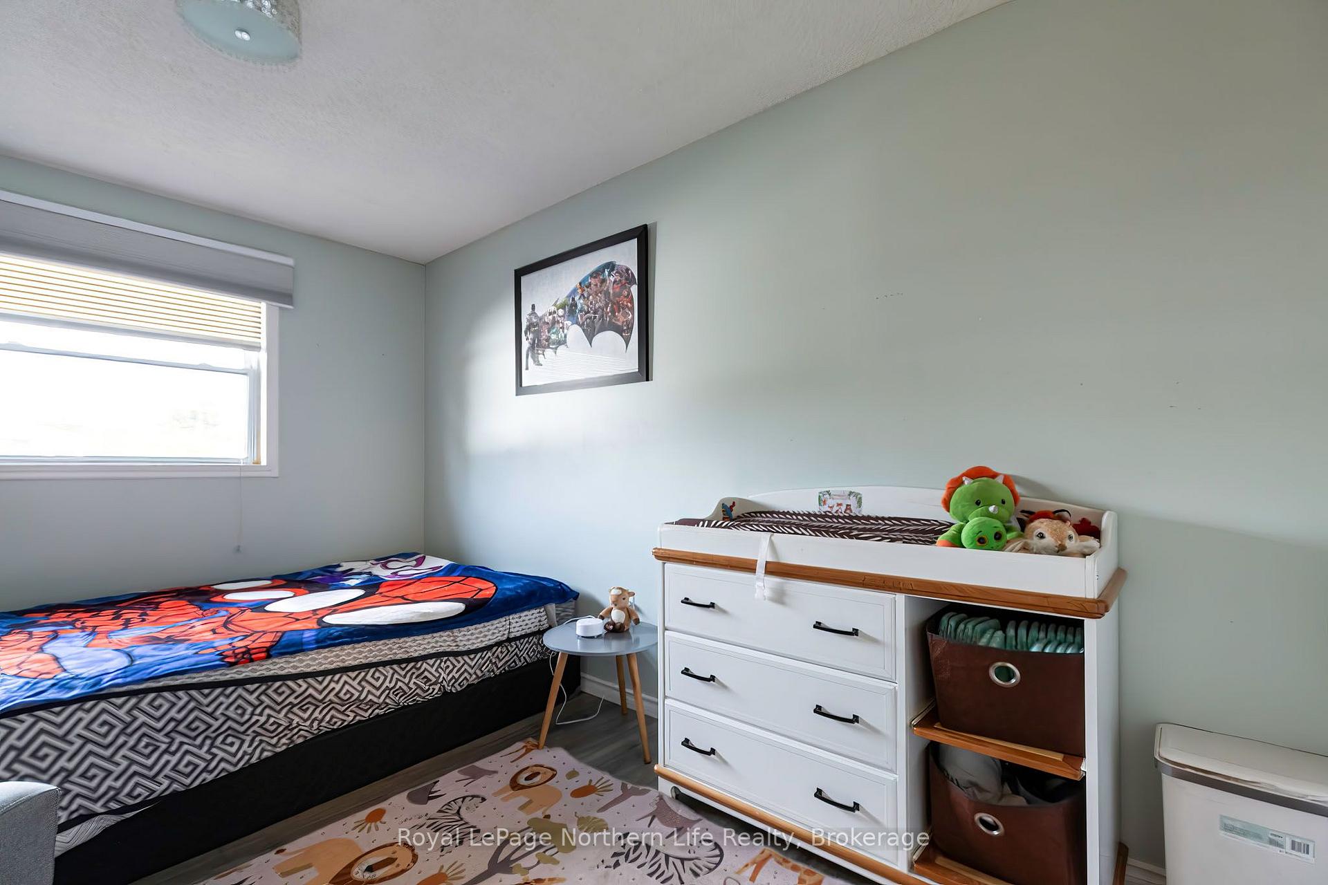 Photo 18 of 23 Harris Drive, North Bay, Ferris — HOMEH