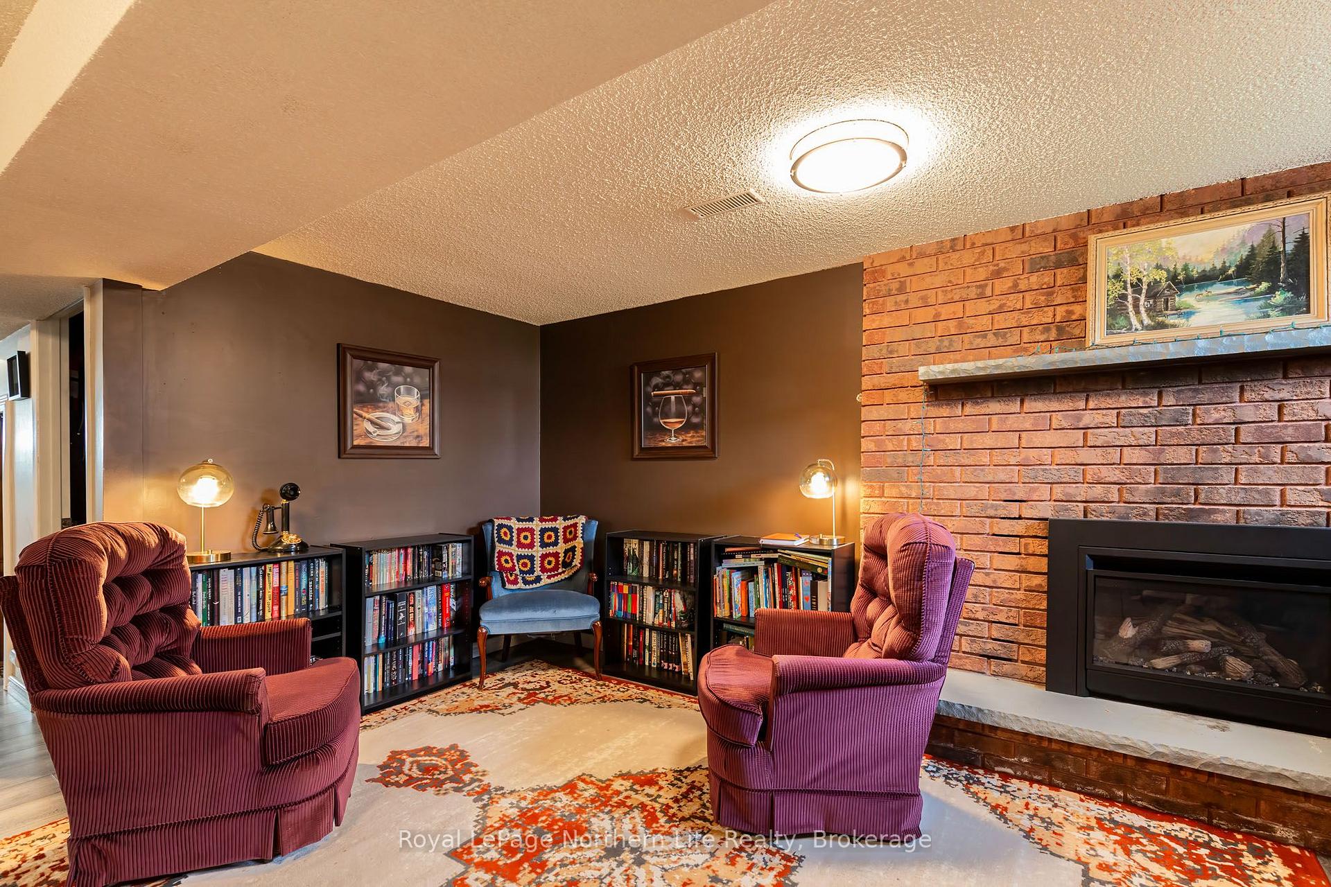 Photo 27 of 23 Harris Drive, North Bay, Ferris — HOMEH
