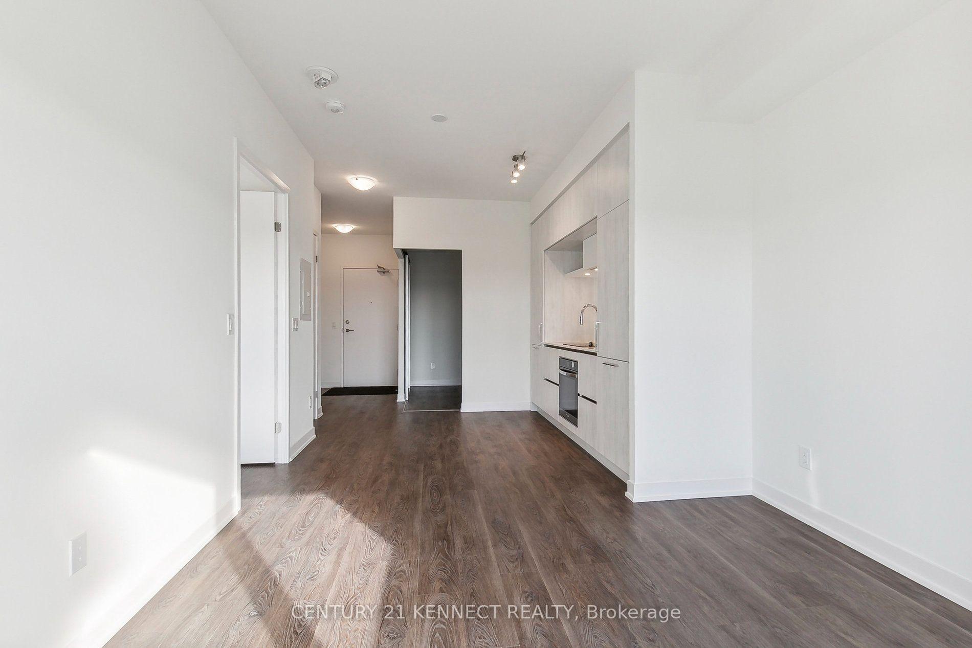 Photo 10 of Unit 931, 2 David Eyer Road, Richmond Hill, Rural Richmond Hill — HOMEH