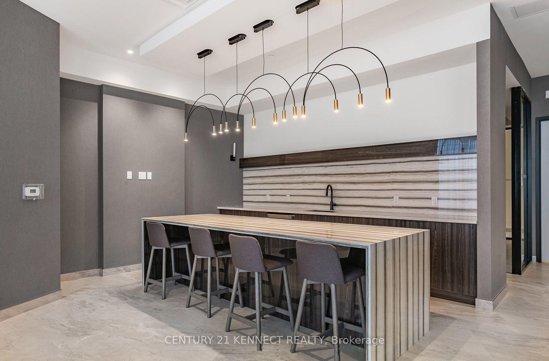 Photo 25 of Unit 931, 2 David Eyer Road, Richmond Hill, Rural Richmond Hill — HOMEH