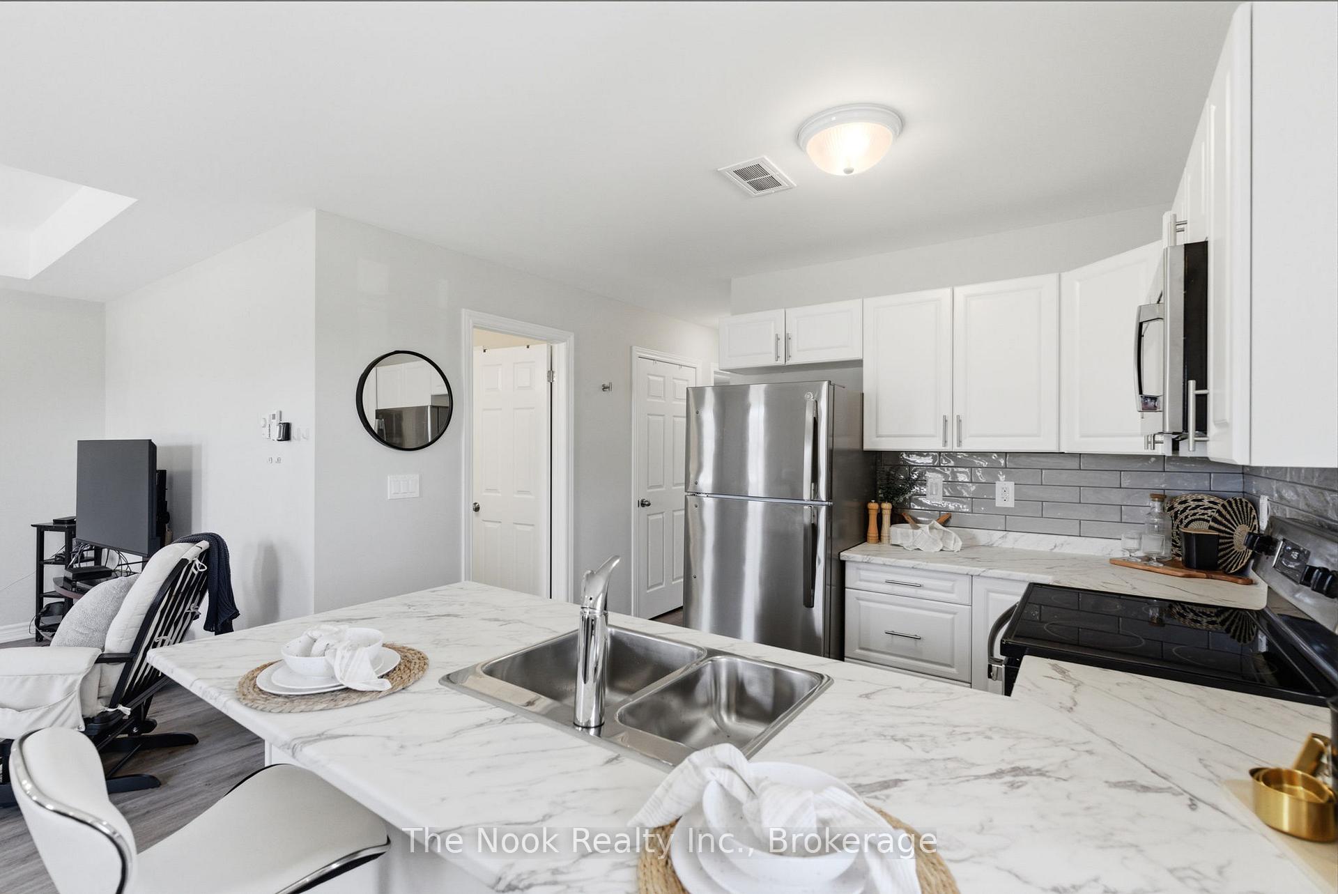 Photo 9 of Unit 506, 470 Lonsberry Drive, Cobourg — HOMEH