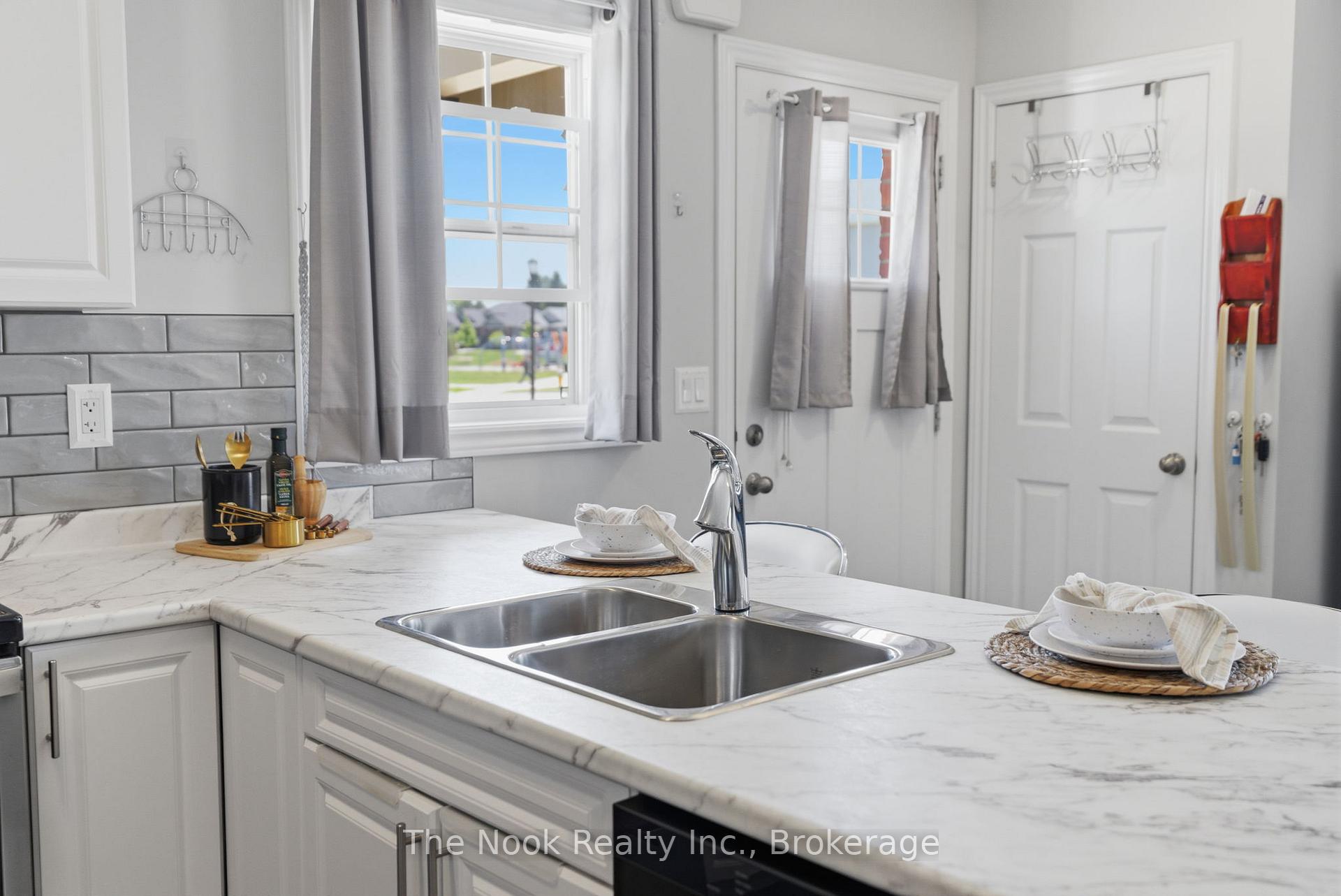 Photo 13 of Unit 506, 470 Lonsberry Drive, Cobourg — HOMEH