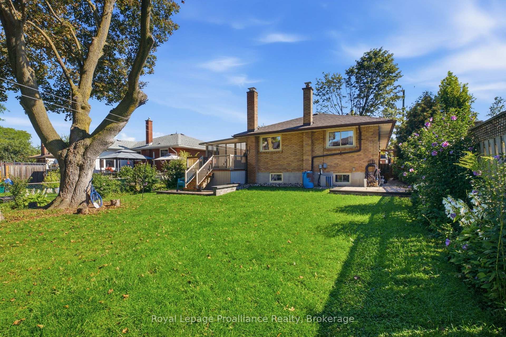 Photo 48 of 400 Harris Street, Whitby, Downtown Whitby — HOMEH