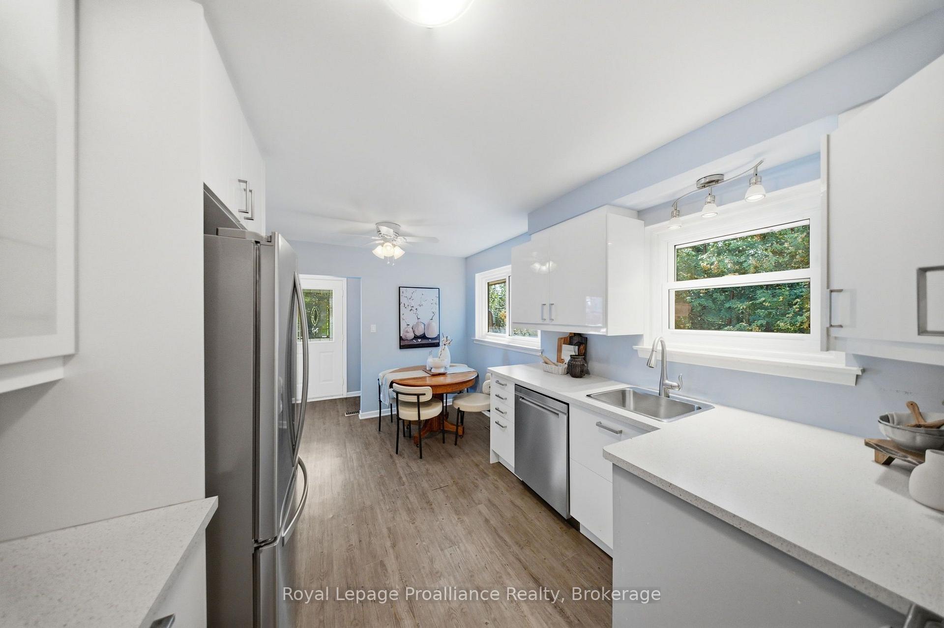 Photo 17 of 400 Harris Street, Whitby, Downtown Whitby — HOMEH