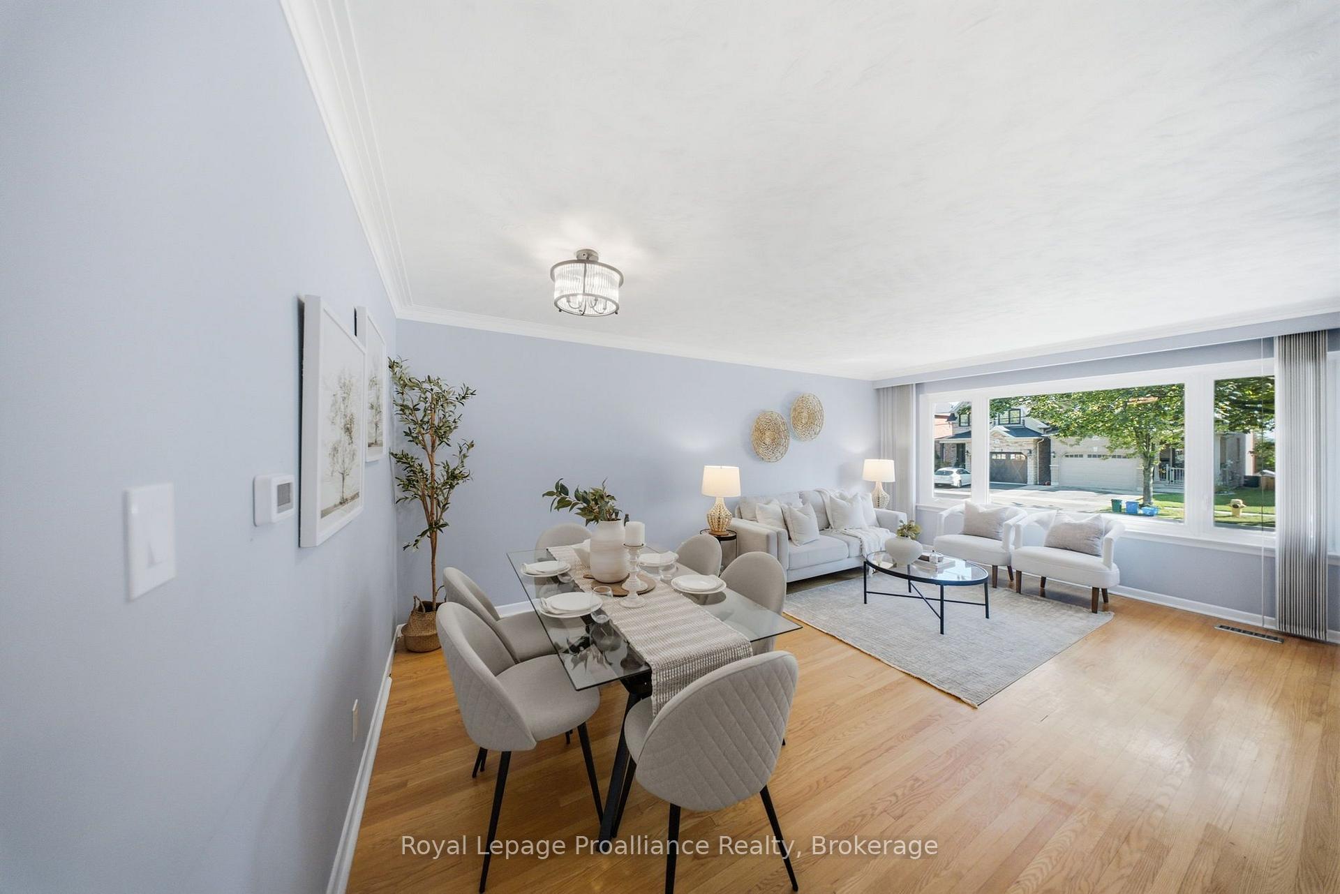 Photo 10 of 400 Harris Street, Whitby, Downtown Whitby — HOMEH