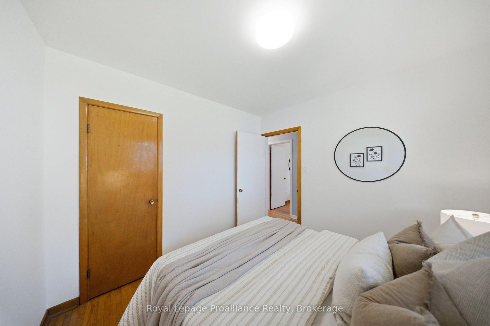 Photo 26 of 400 Harris Street, Whitby, Downtown Whitby — HOMEH