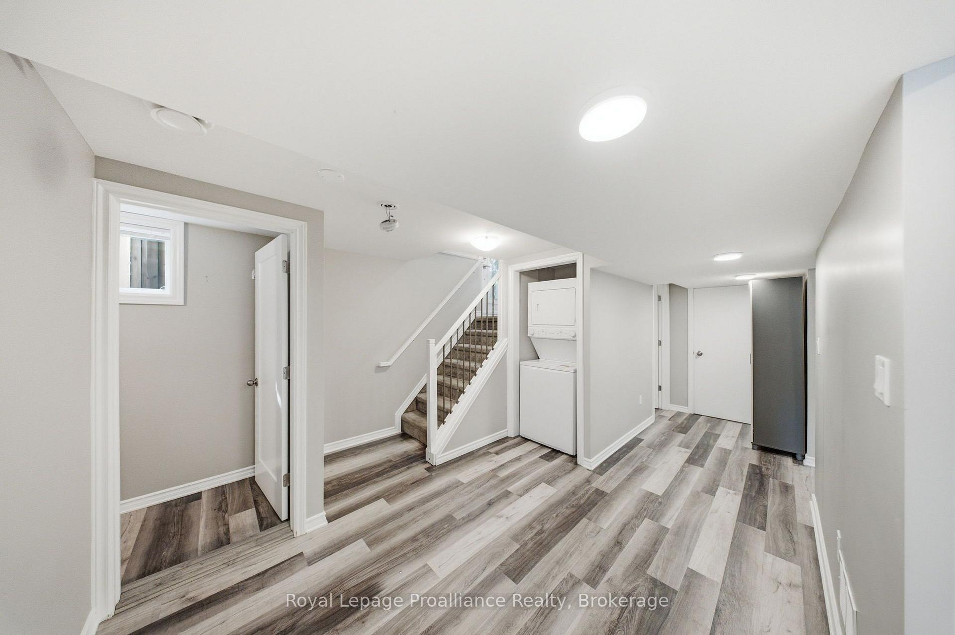 Photo 32 of 400 Harris Street, Whitby, Downtown Whitby — HOMEH