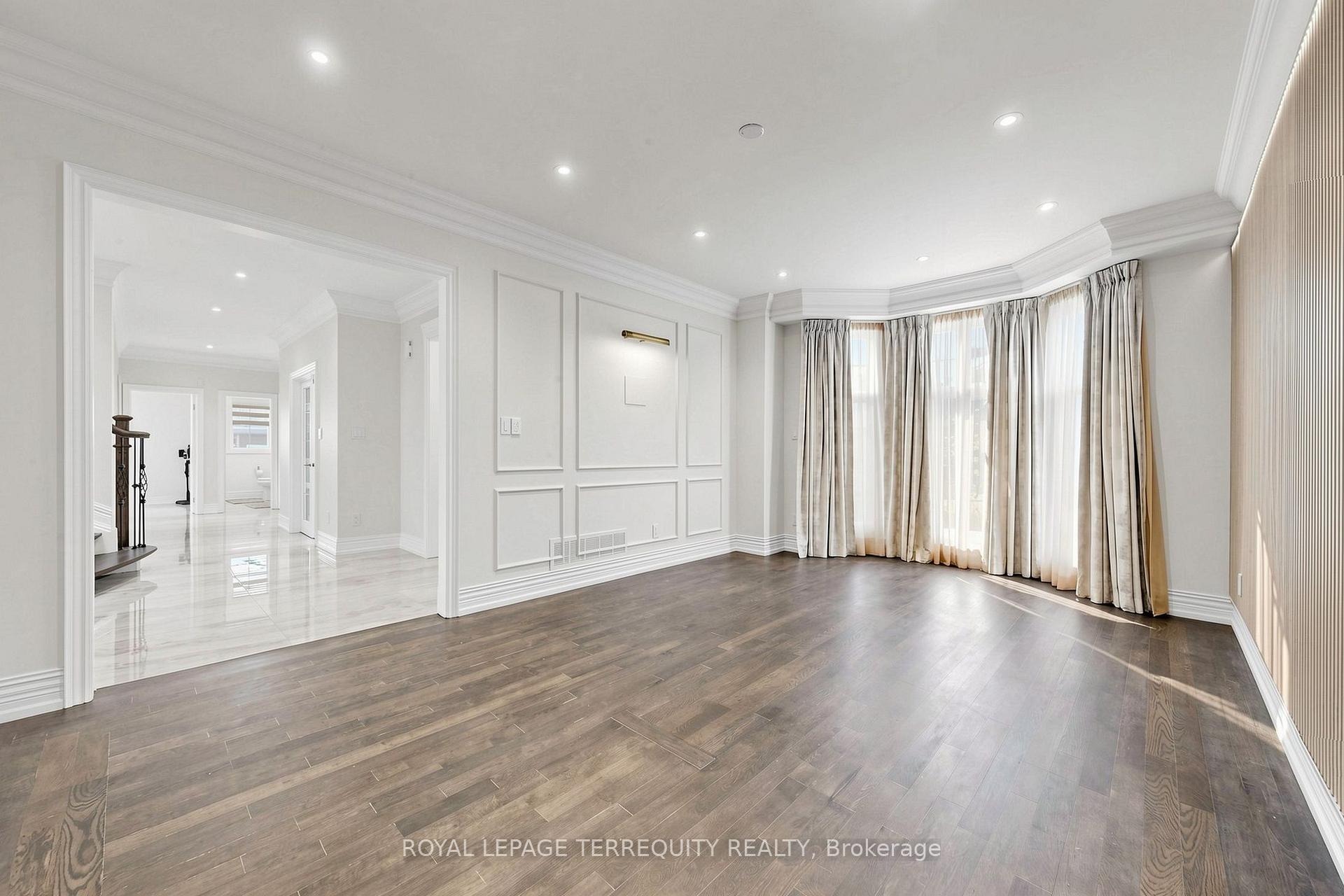 Photo 8 of 10 Roberson Drive, Ajax, Central West — HOMEH