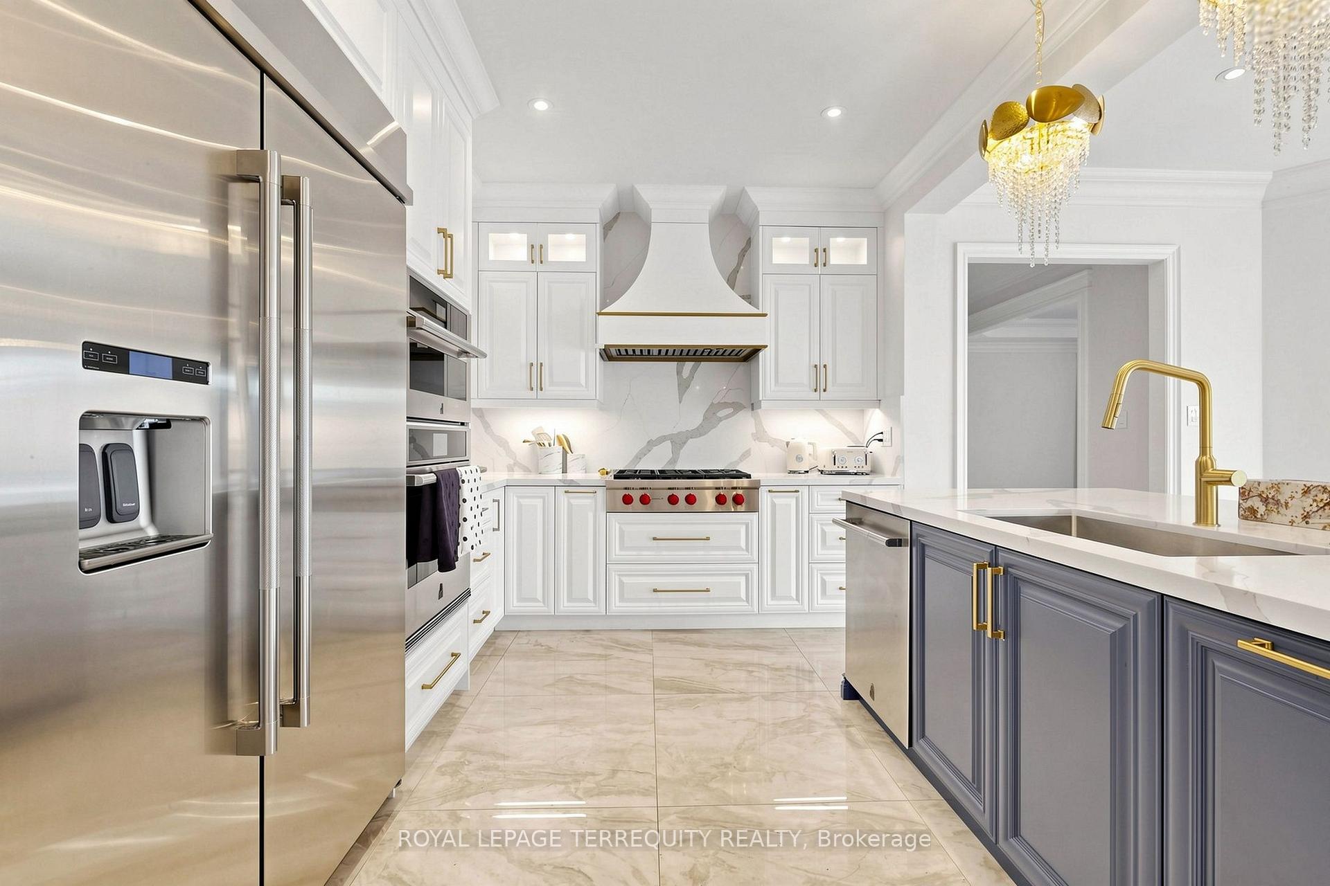 Photo 11 of 10 Roberson Drive, Ajax, Central West — HOMEH