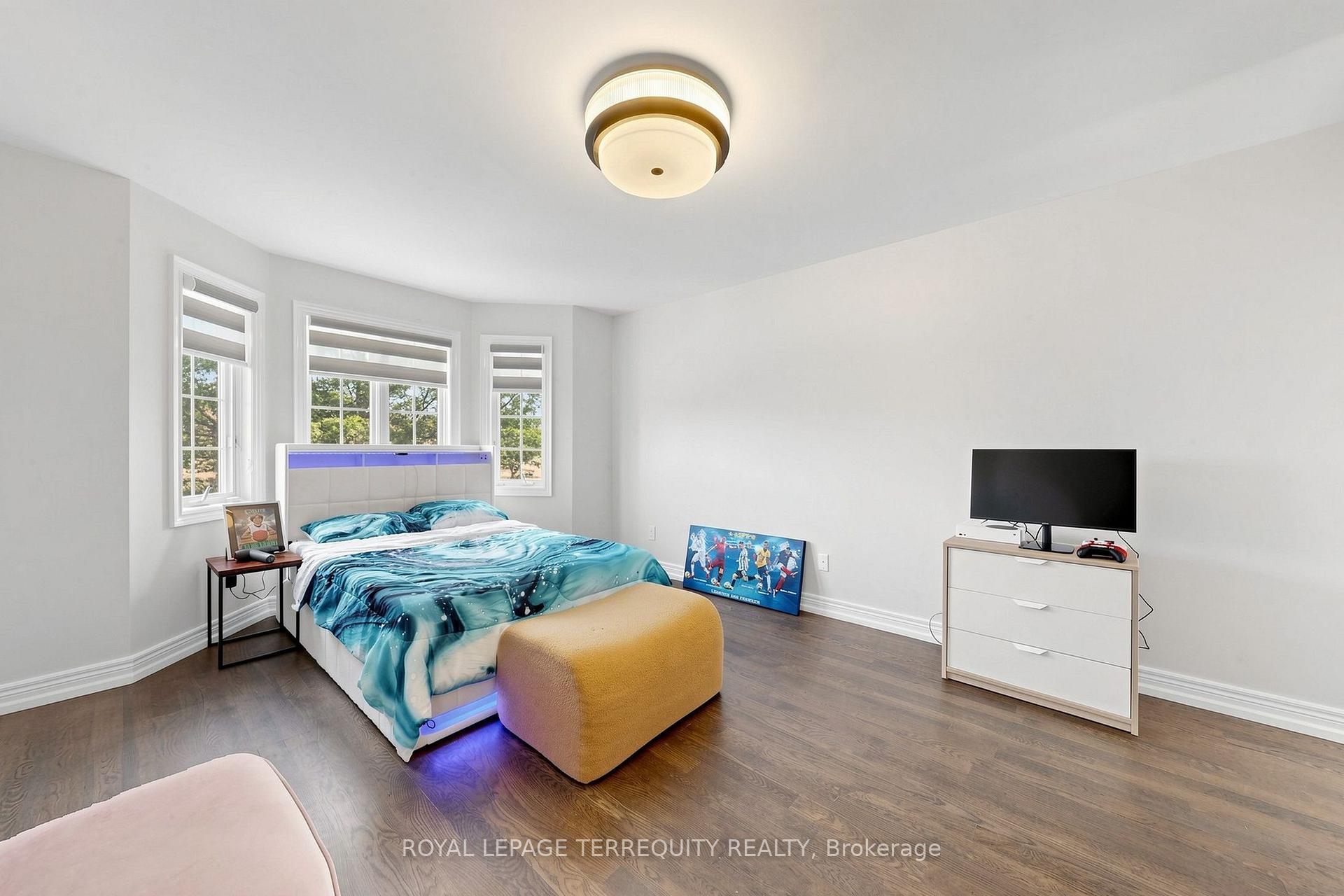 Photo 20 of 10 Roberson Drive, Ajax, Central West — HOMEH