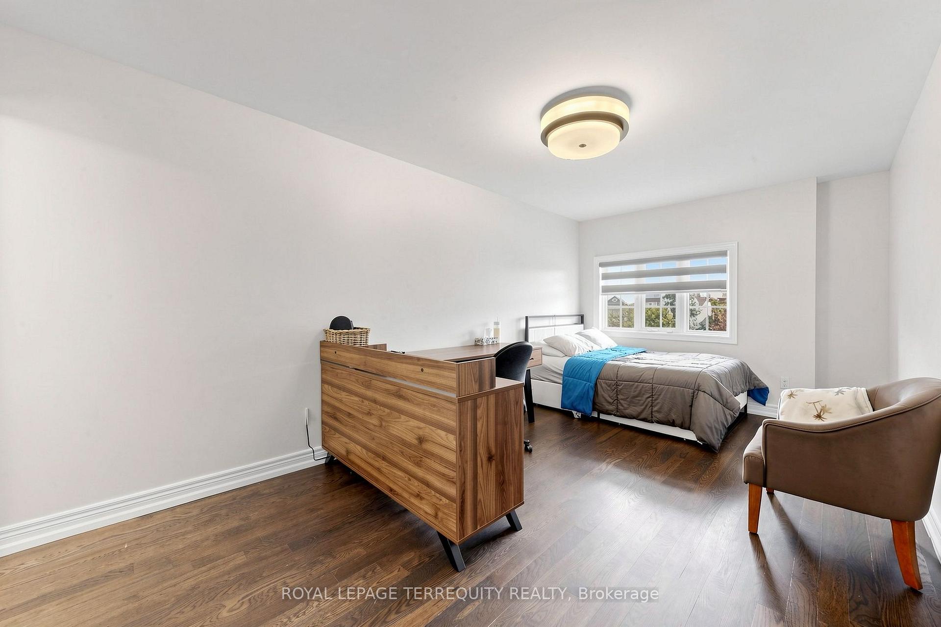 Photo 25 of 10 Roberson Drive, Ajax, Central West — HOMEH