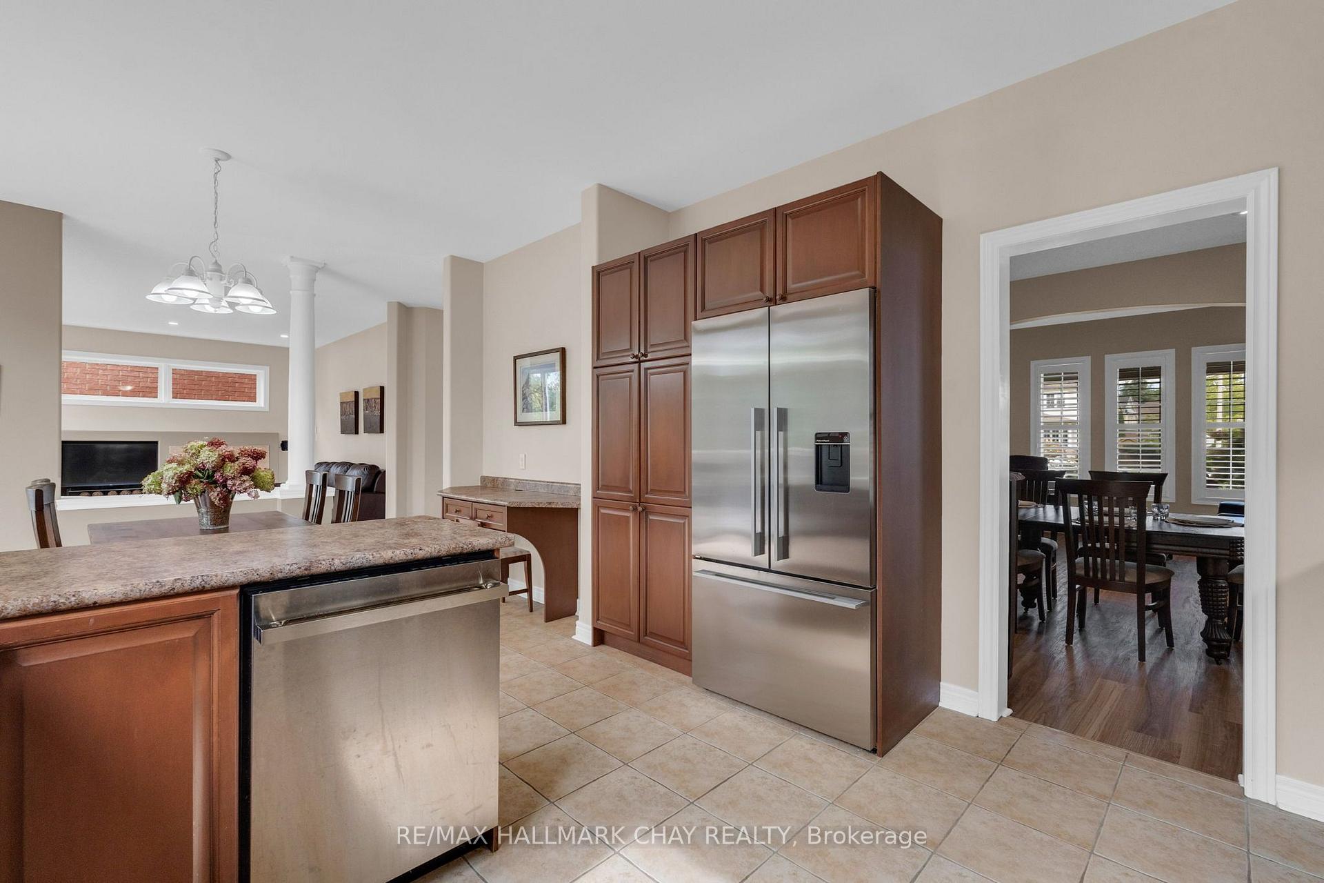 Photo 7 of 46 Birkhall Place, Barrie, Innis-Shore — HOMEH