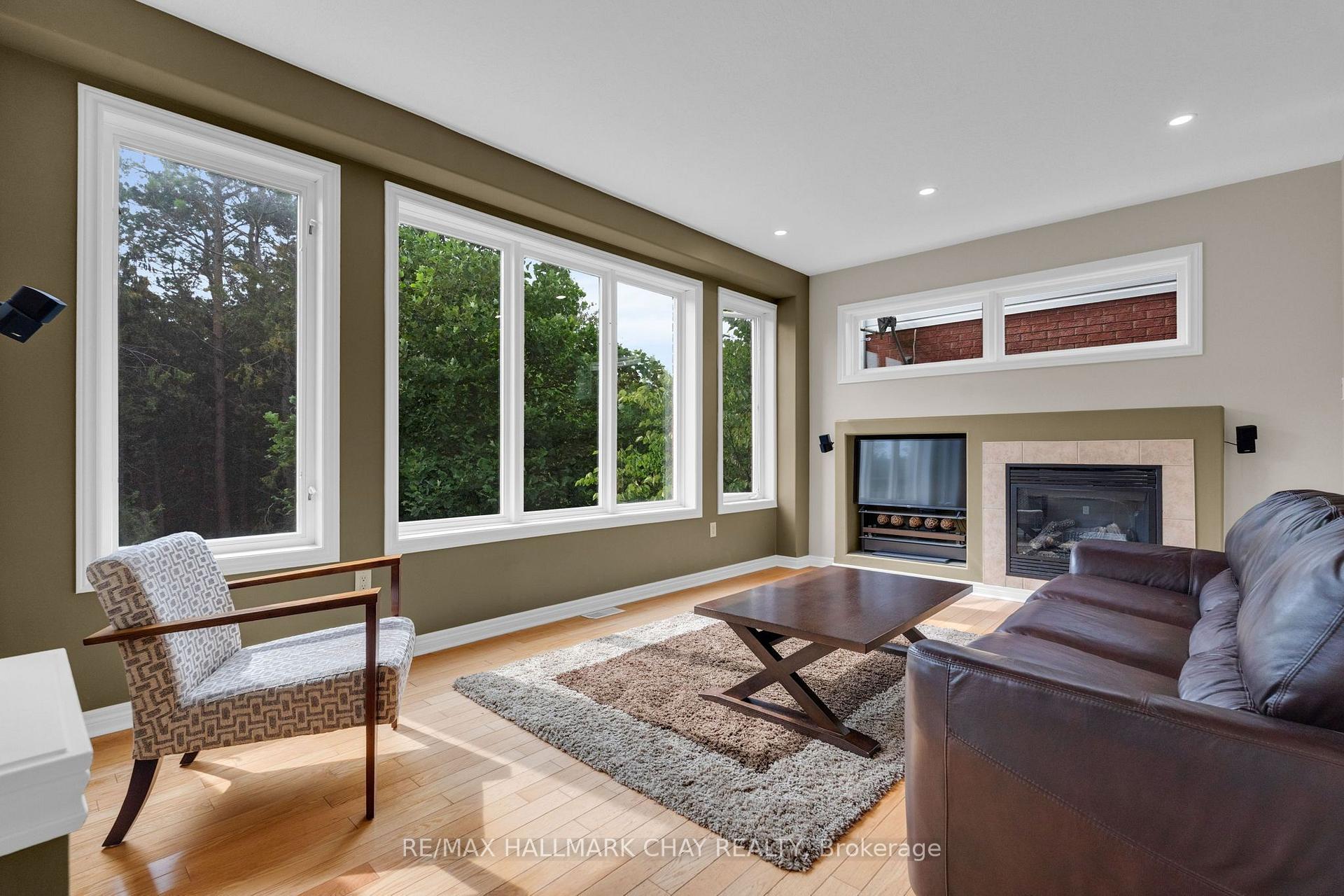 Photo 20 of 46 Birkhall Place, Barrie, Innis-Shore — HOMEH