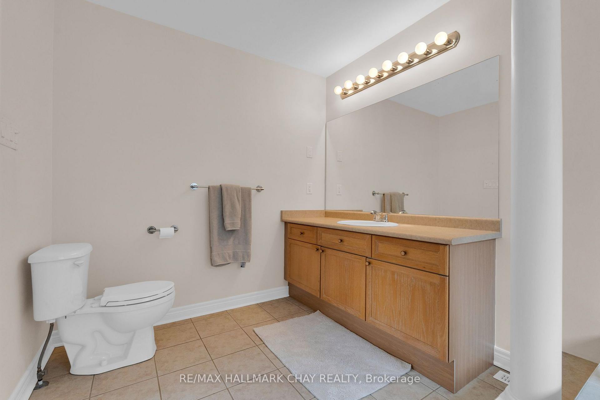 Photo 33 of 46 Birkhall Place, Barrie, Innis-Shore — HOMEH