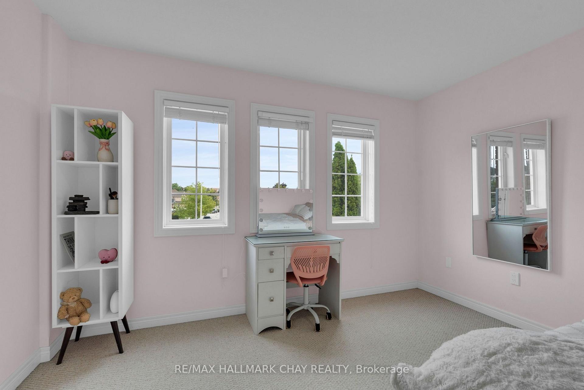 Photo 41 of 46 Birkhall Place, Barrie, Innis-Shore — HOMEH