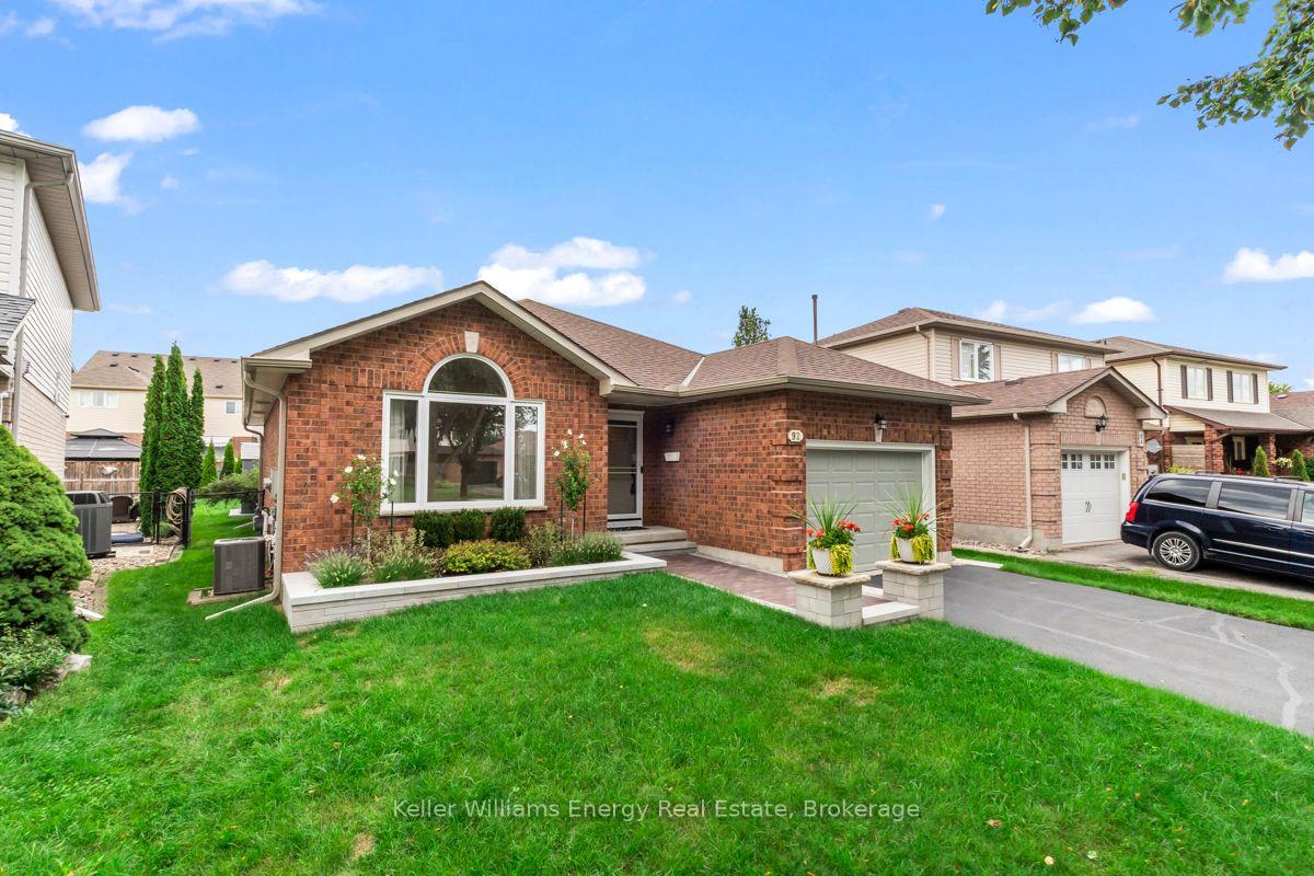 Photo 3 of 92 George Reynolds Drive, Clarington, Courtice — HOMEH