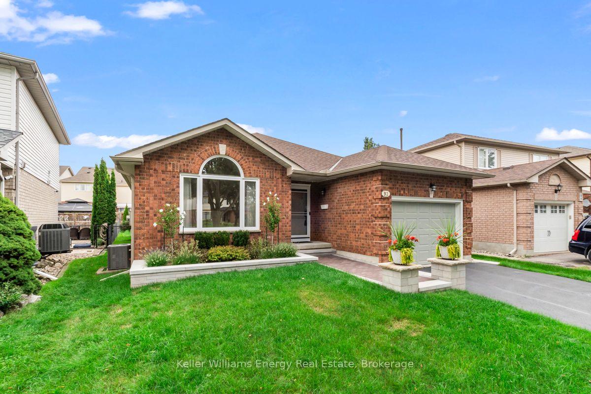 Photo 4 of 92 George Reynolds Drive, Clarington, Courtice — HOMEH