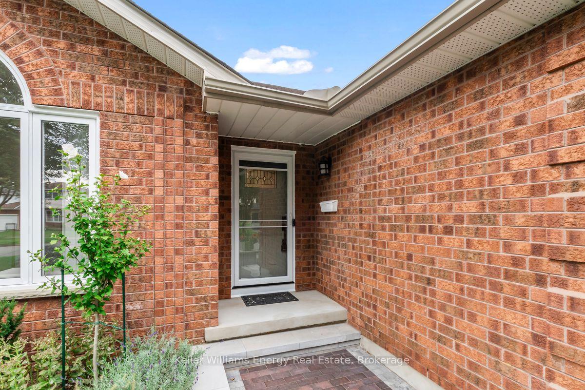 Photo 7 of 92 George Reynolds Drive, Clarington, Courtice — HOMEH
