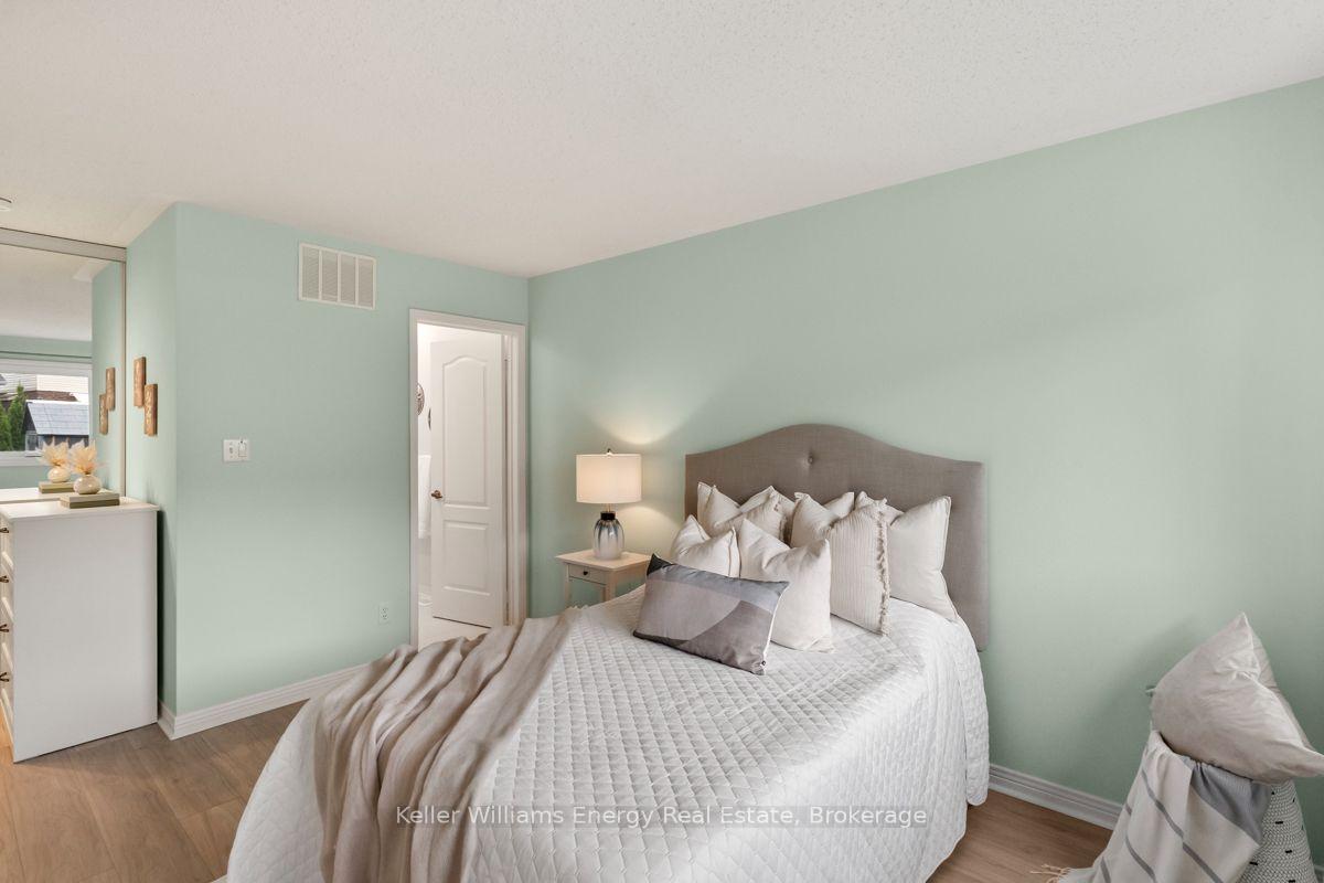 Photo 30 of 92 George Reynolds Drive, Clarington, Courtice — HOMEH