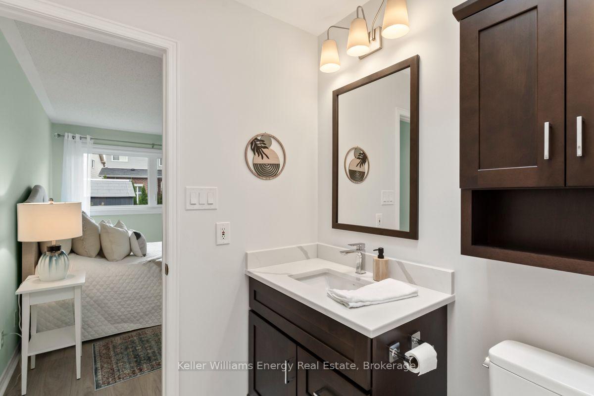 Photo 32 of 92 George Reynolds Drive, Clarington, Courtice — HOMEH