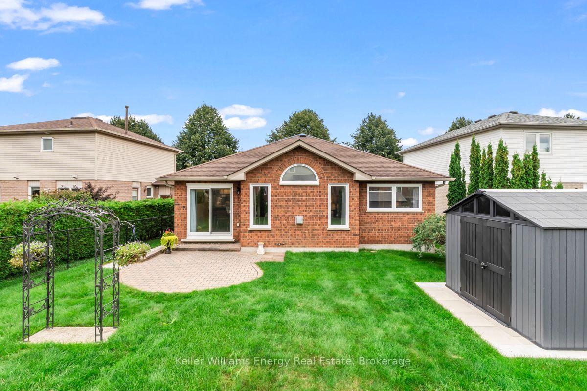 Photo 49 of 92 George Reynolds Drive, Clarington, Courtice — HOMEH