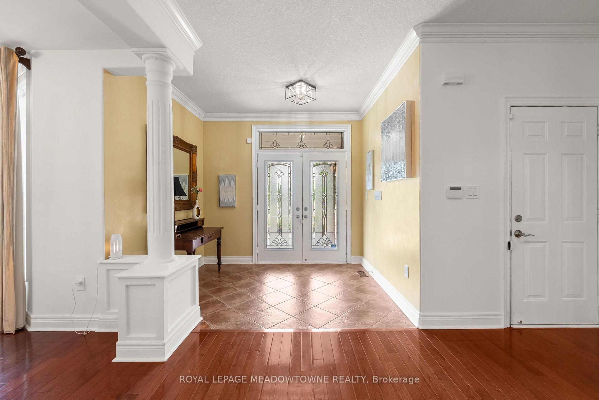 Photo 3 of 17 Mcnutt Street, Brampton, Bram West — HOMEH
