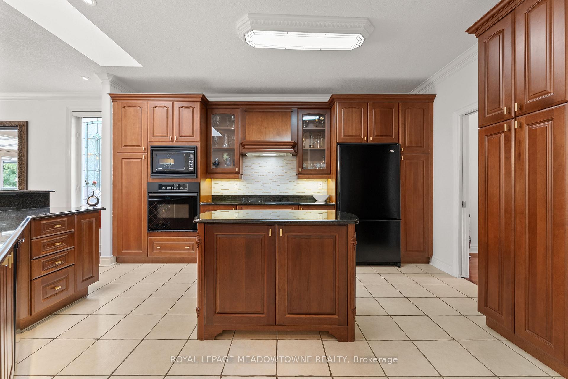 Photo 20 of 17 Mcnutt Street, Brampton, Bram West — HOMEH