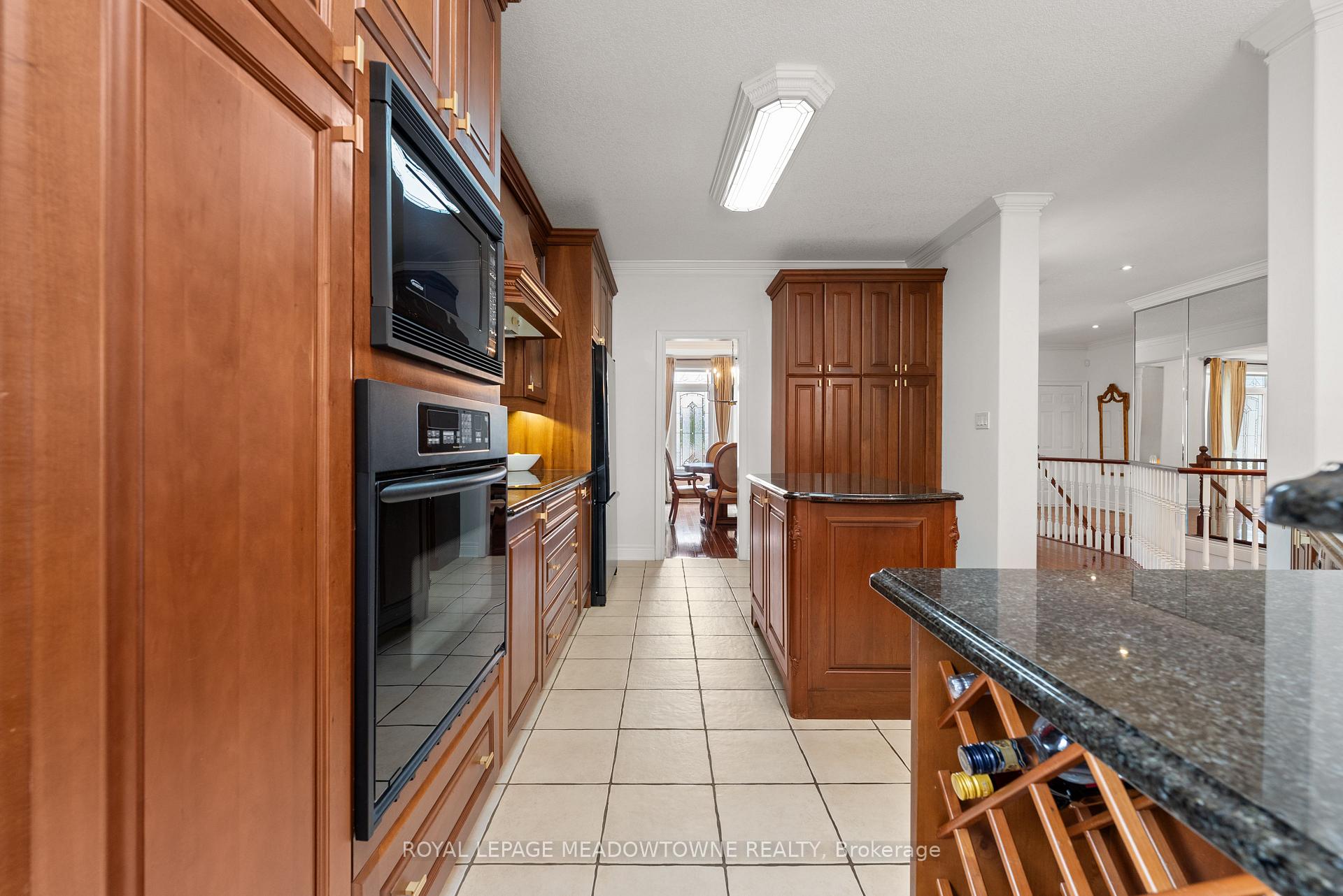 Photo 23 of 17 Mcnutt Street, Brampton, Bram West — HOMEH
