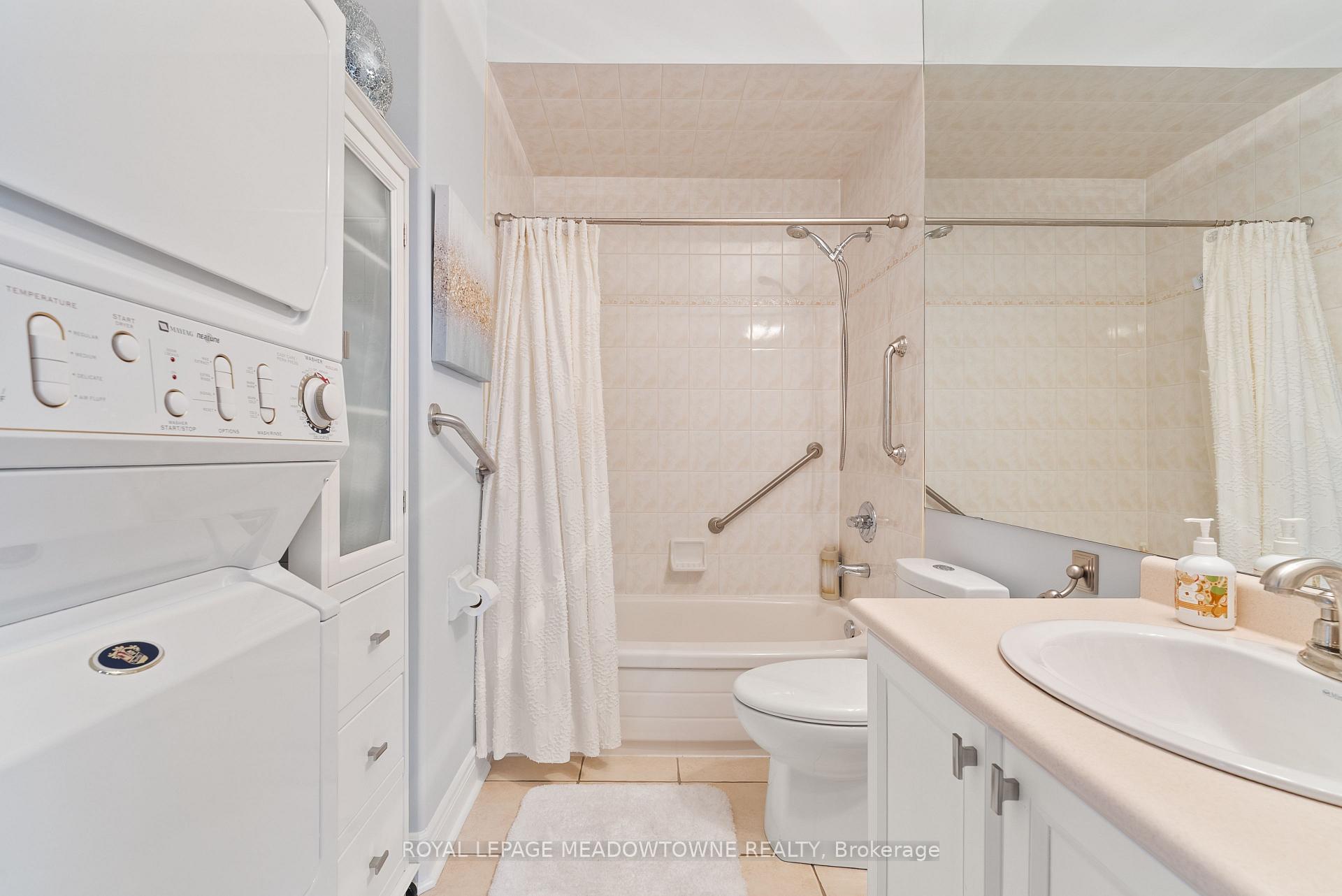 Photo 29 of 17 Mcnutt Street, Brampton, Bram West — HOMEH