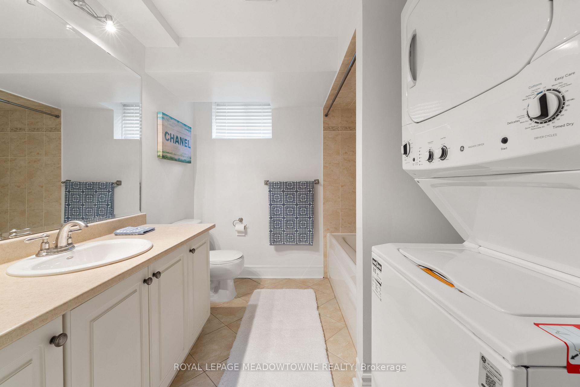 Photo 43 of 17 Mcnutt Street, Brampton, Bram West — HOMEH
