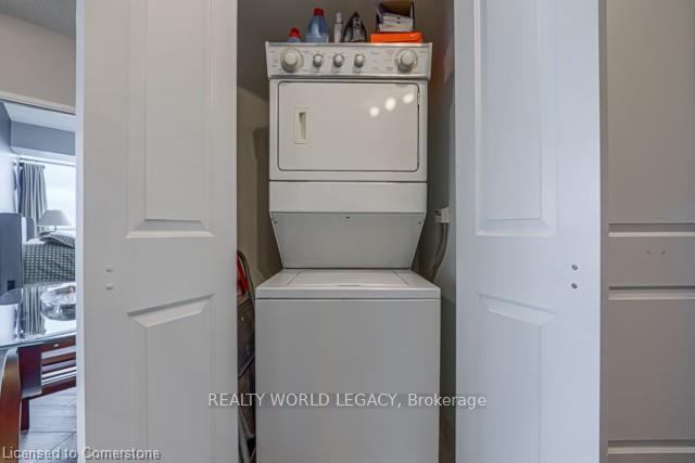 Photo 15 of Unit 2202, 90 Absolute Avenue, Mississauga, City Centre — HOMEH