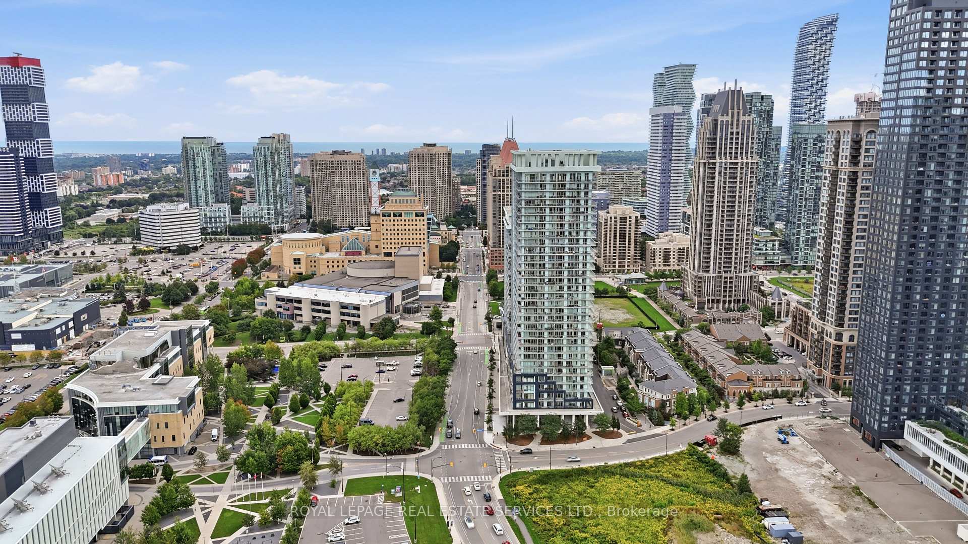 Photo 7 of Unit 3002, 360 Square One Drive, Mississauga, City Centre — HOMEH