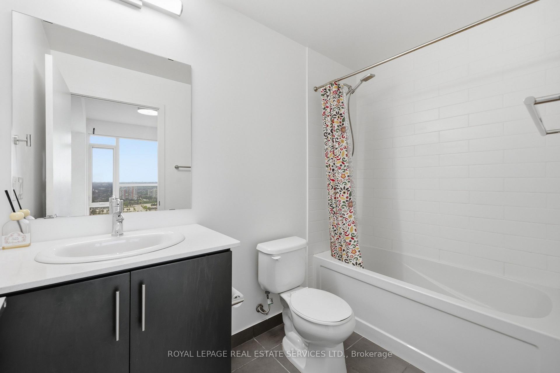Photo 24 of Unit 3002, 360 Square One Drive, Mississauga, City Centre — HOMEH