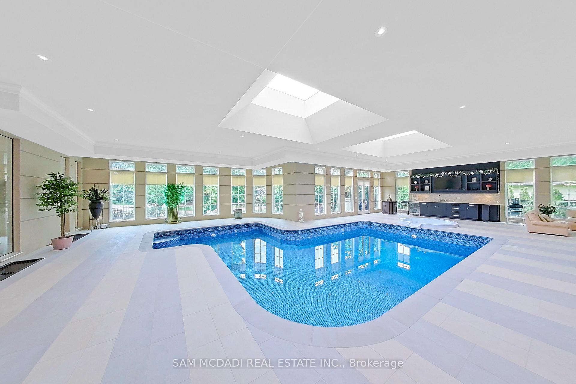 Photo 16 of 432 Bob-O-Link Road, Mississauga, Clarkson — HOMEH